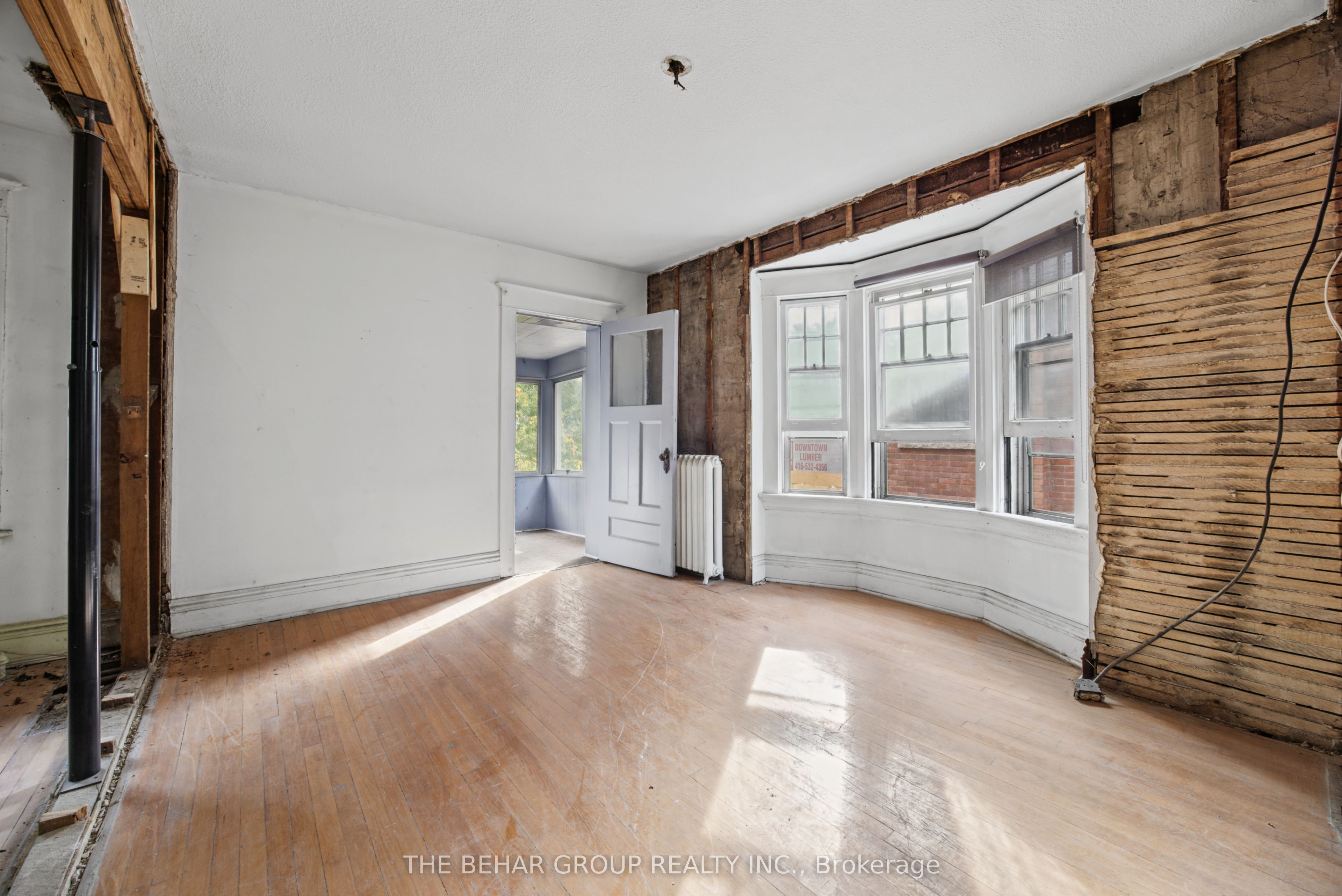 319 Indian Road Property Photo 11