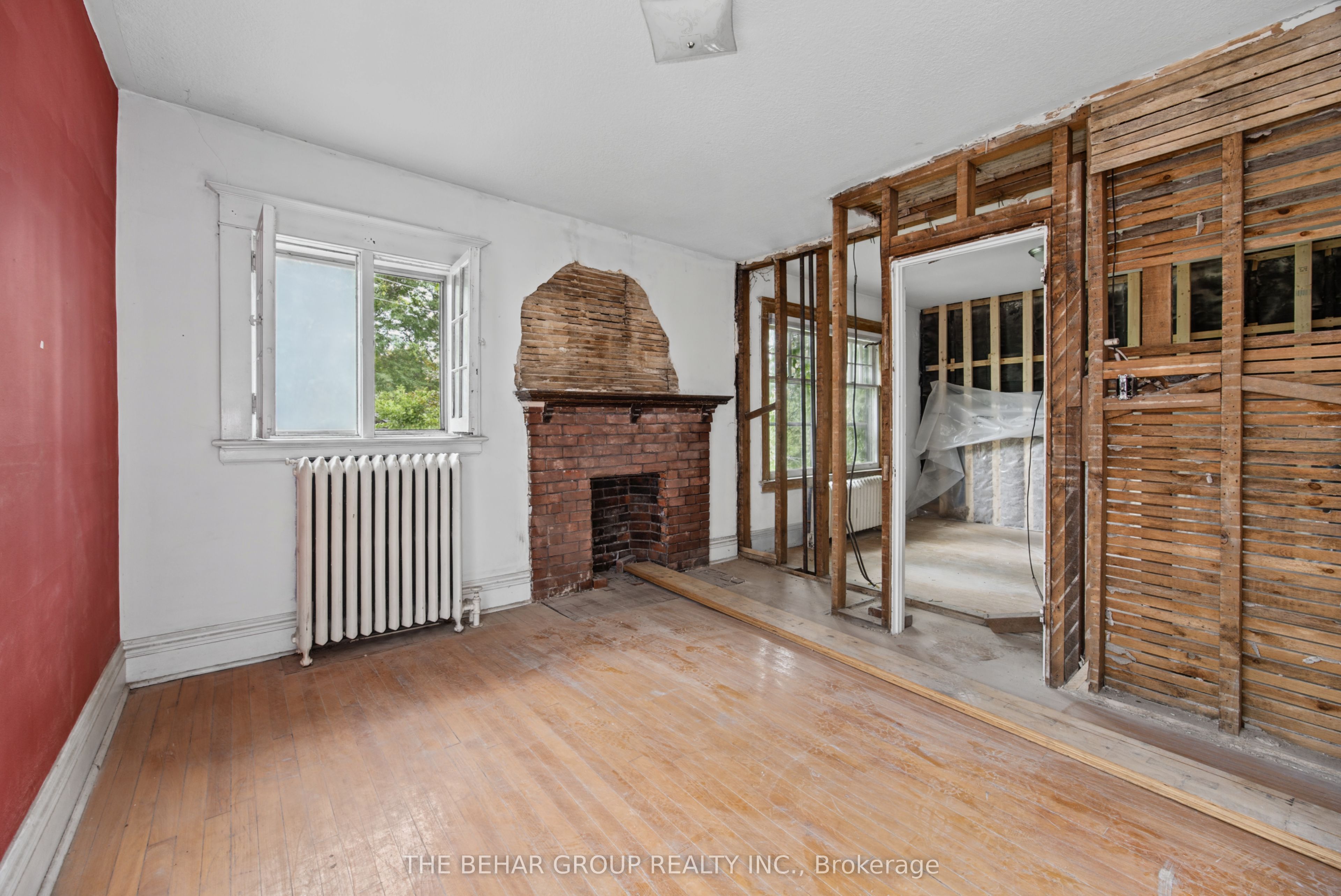 319 Indian Road Property Photo 16