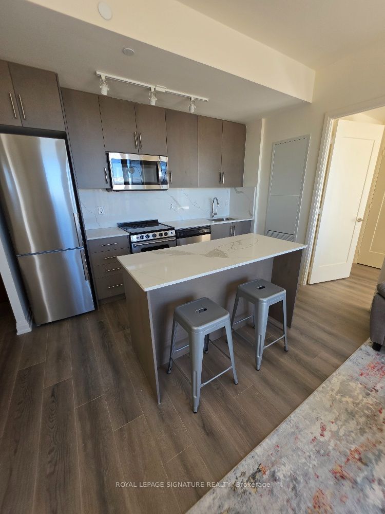 509 Dundas Street W 304 Property Photo 8