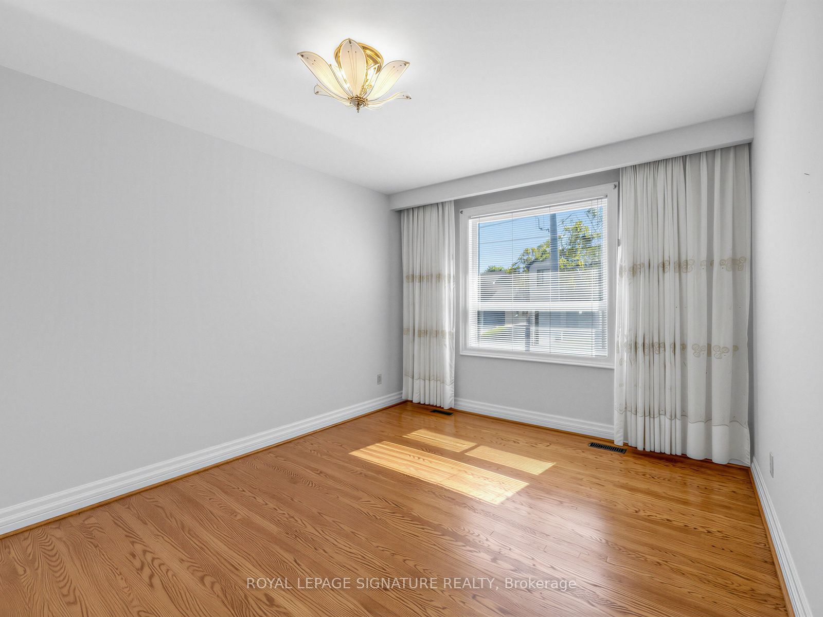 39 Buxton Road Property Photo 21