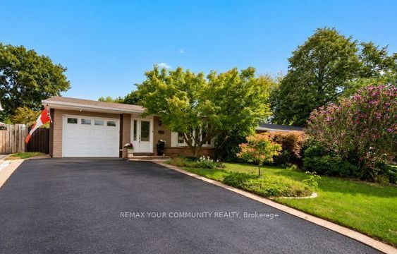3202 Centennial Drive E Property Photo 3