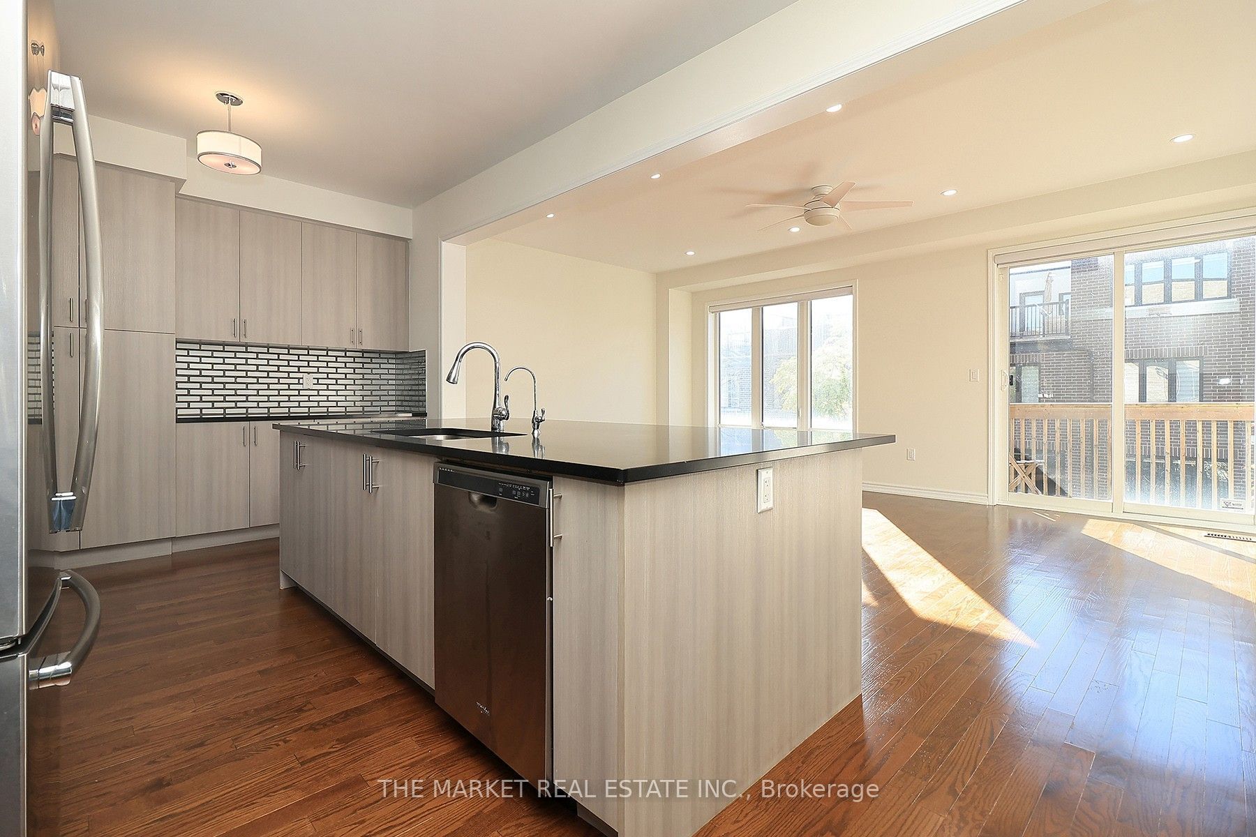 13 Father Redmond Way Property Photo 15