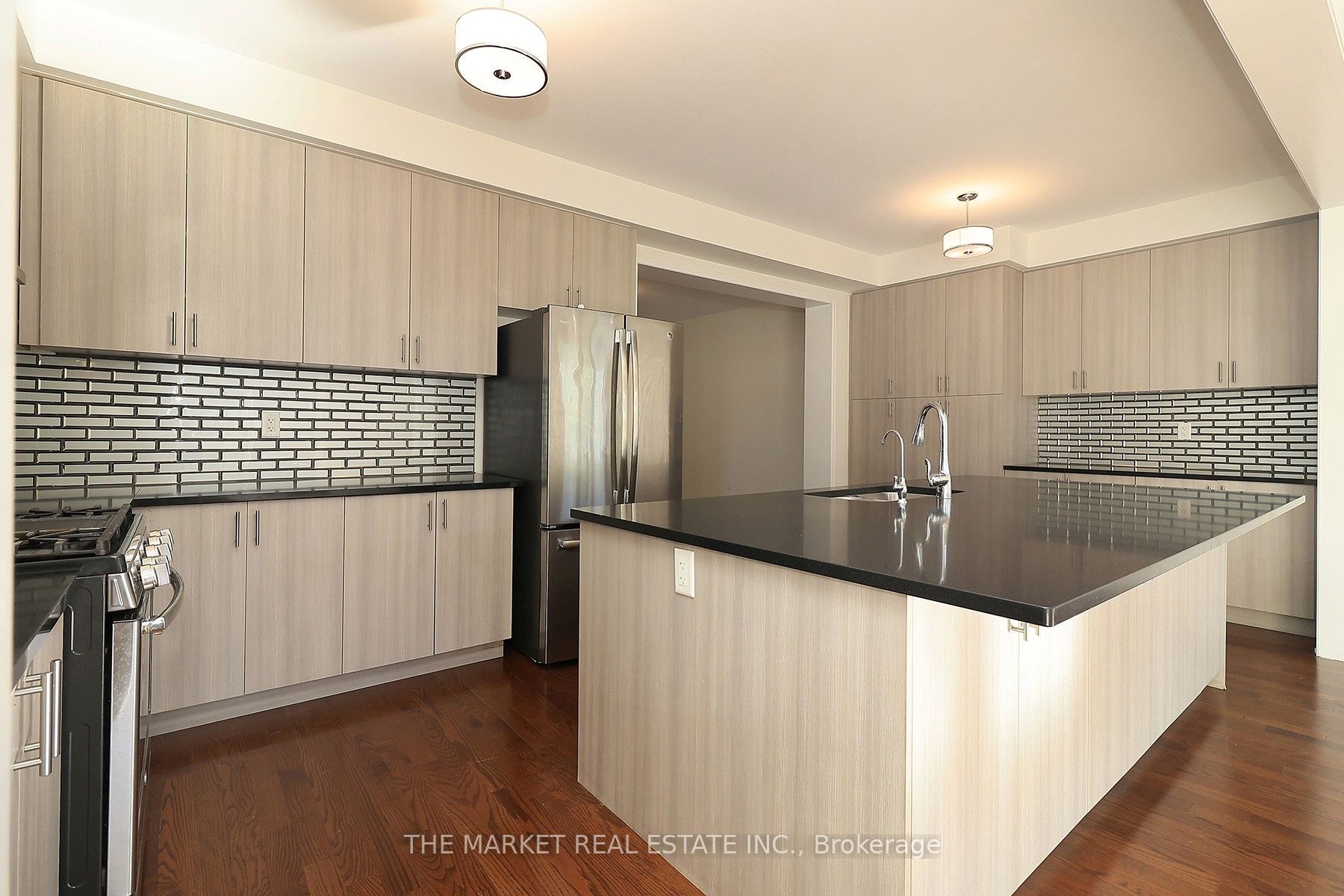 13 Father Redmond Way Property Photo 16