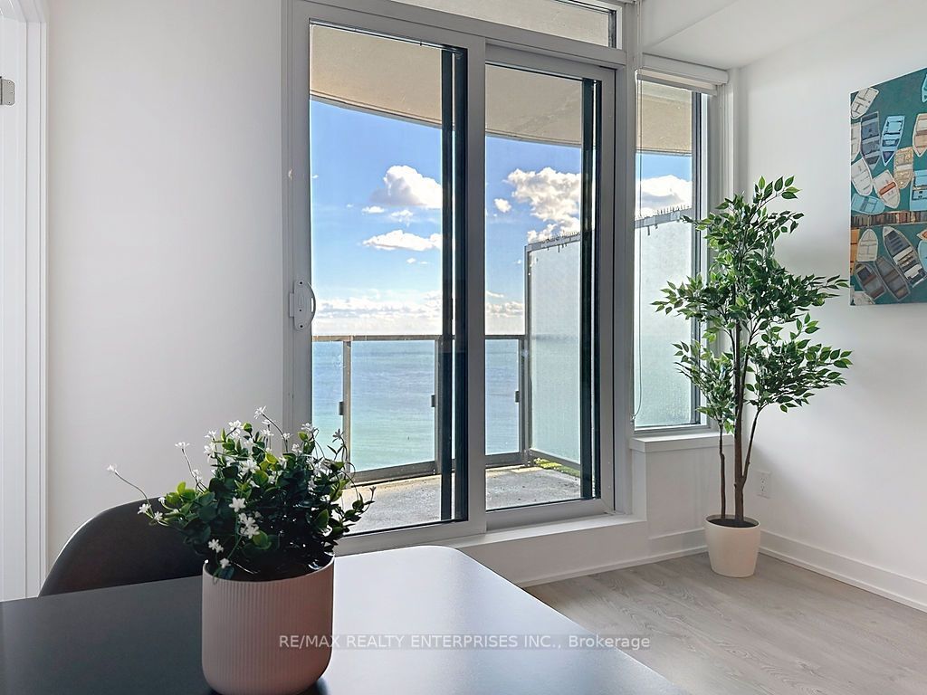 1926 Lake Shore Boulevard W 3607 Property Photo 13
