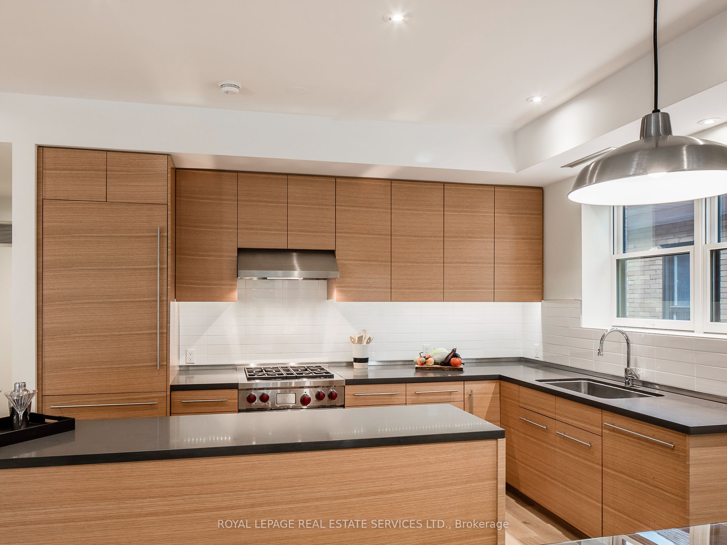 137 High Park Avenue Property Photo 13