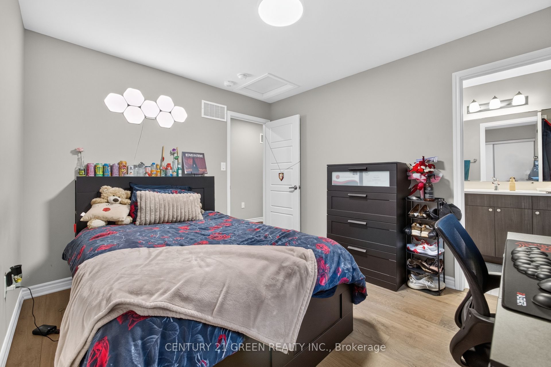 1570 Severn Drive Property Photo 35