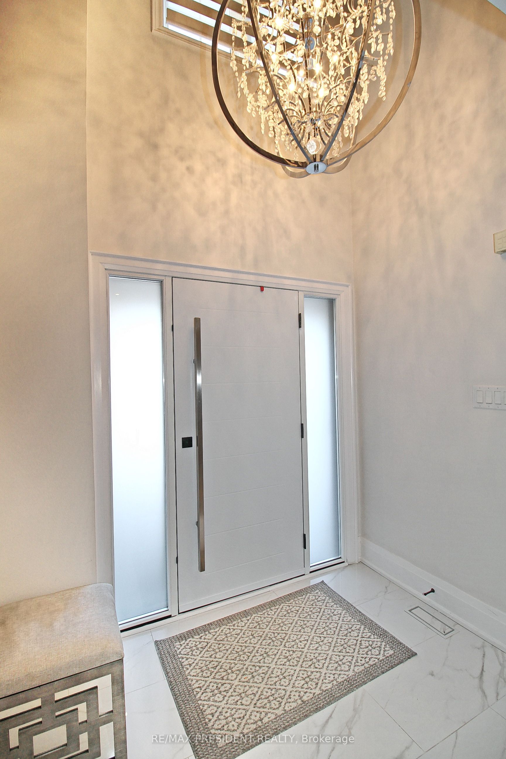 32 Deerglen Drive Property Photo 5