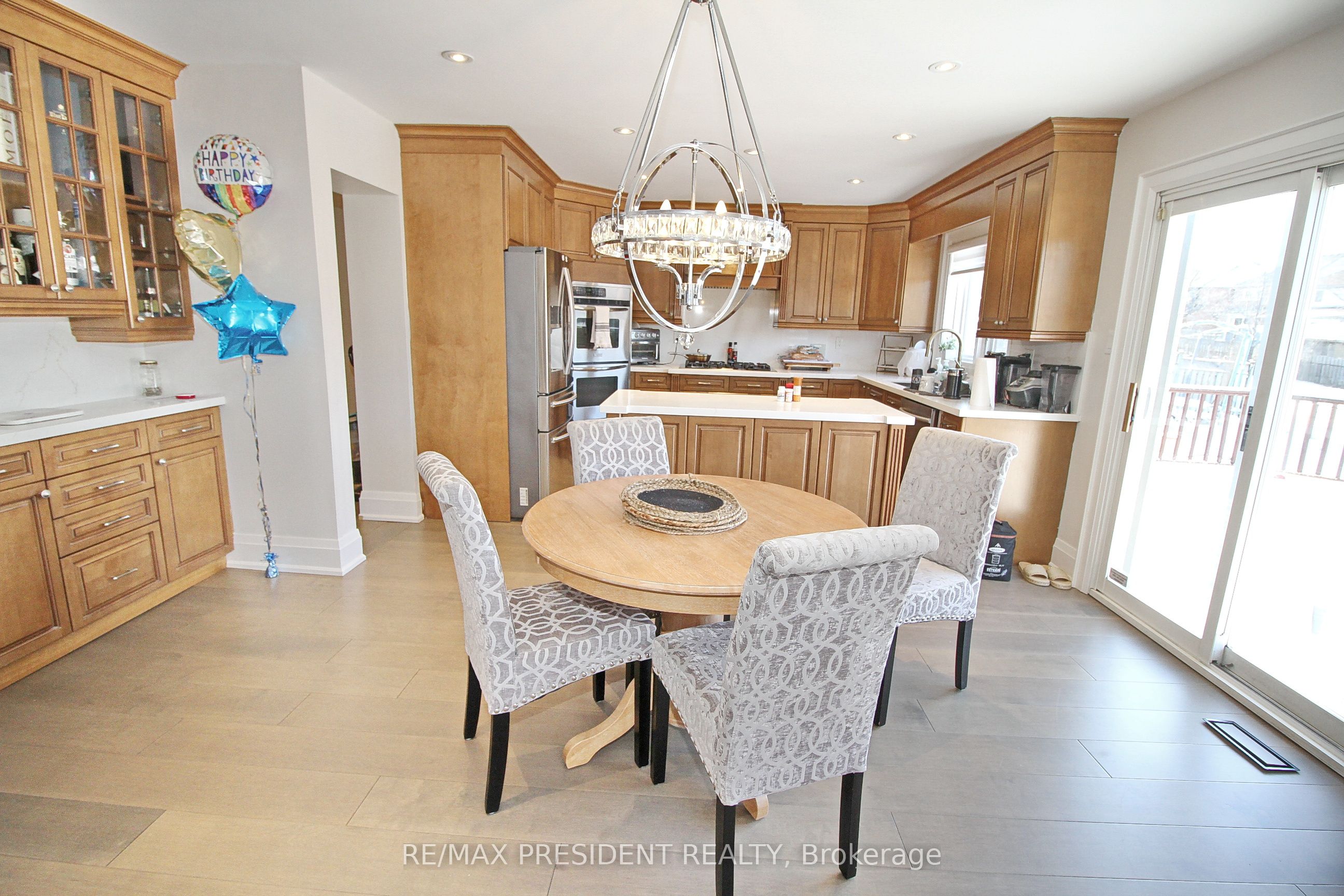 32 Deerglen Drive Property Photo 11