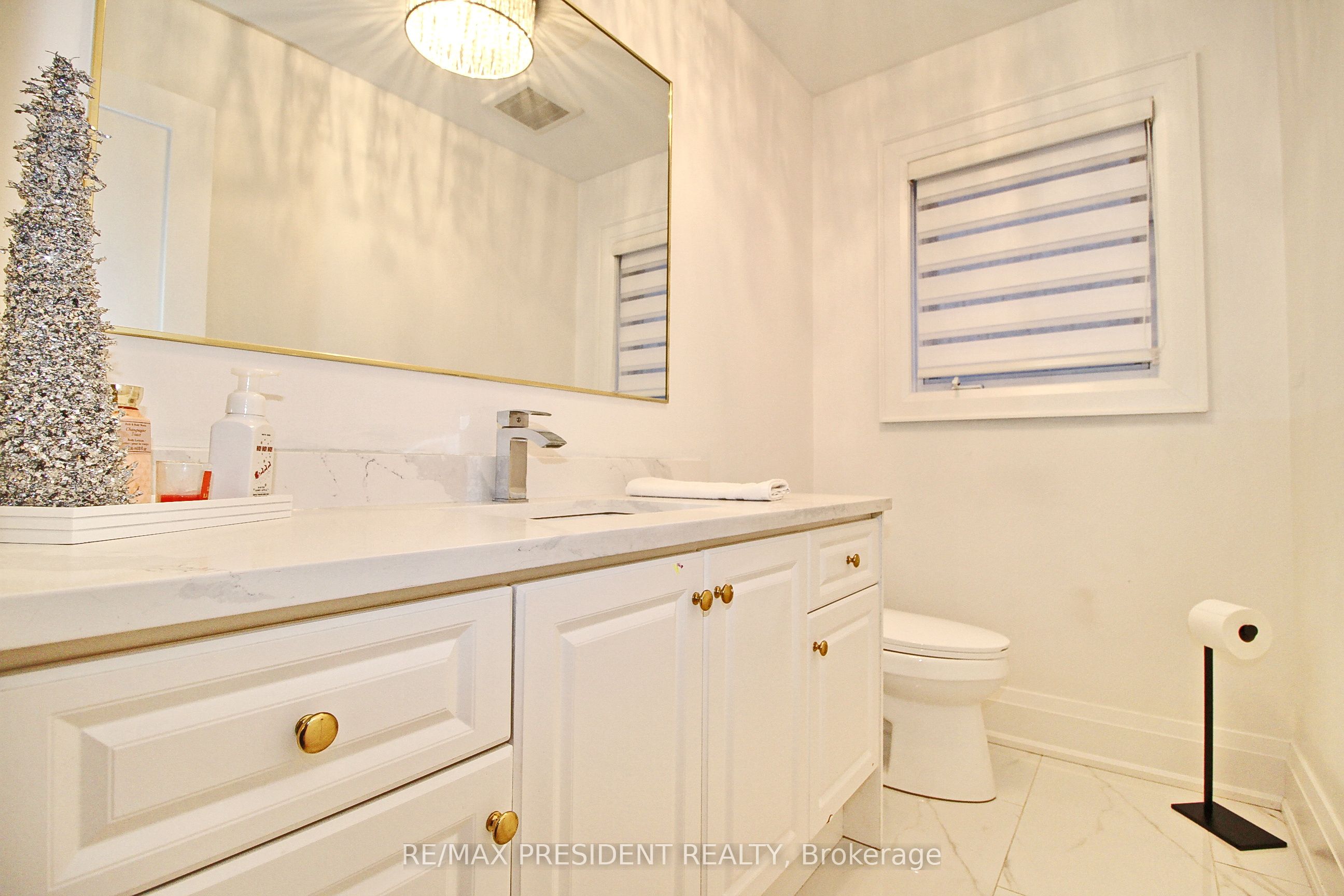 32 Deerglen Drive Property Photo 16
