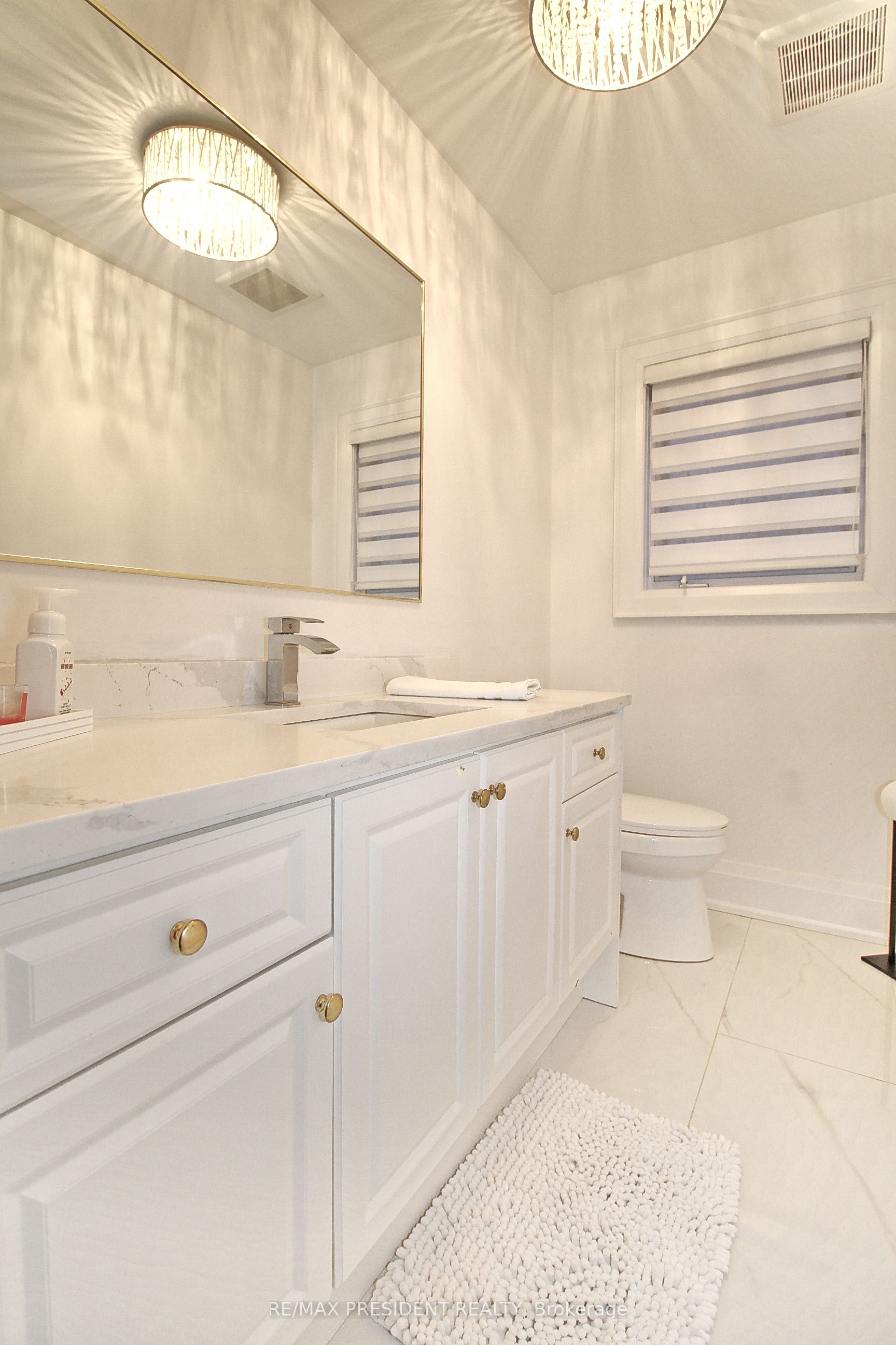 32 Deerglen Drive Property Photo 17