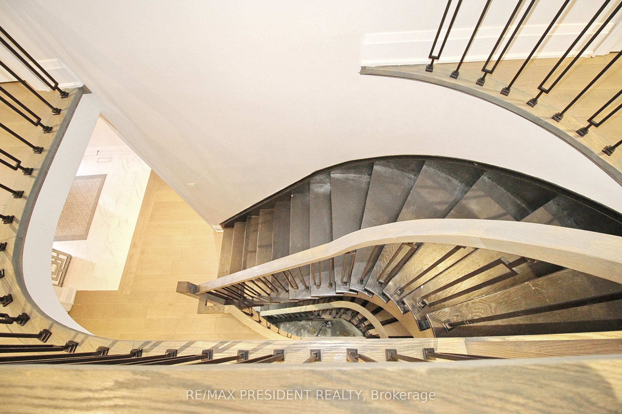 32 Deerglen Drive Property Photo 26