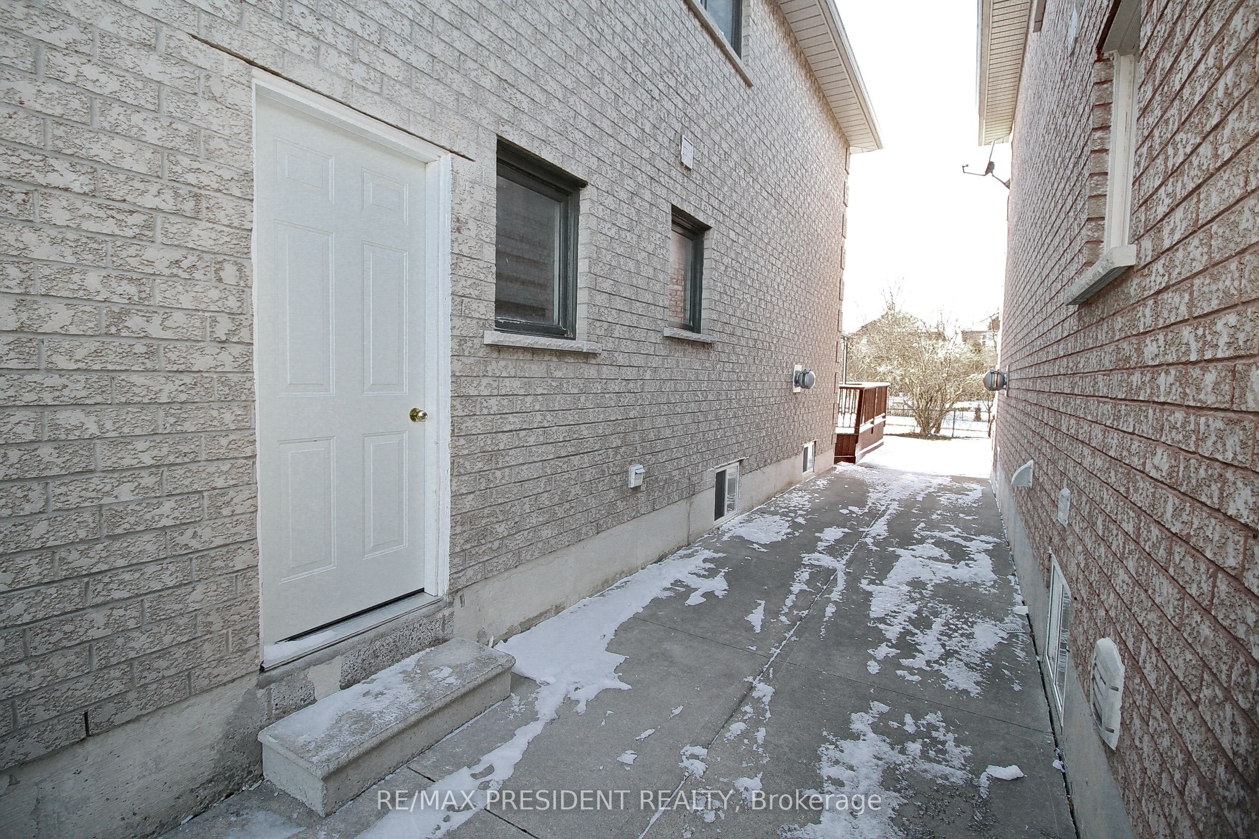32 Deerglen Drive Property Photo 31