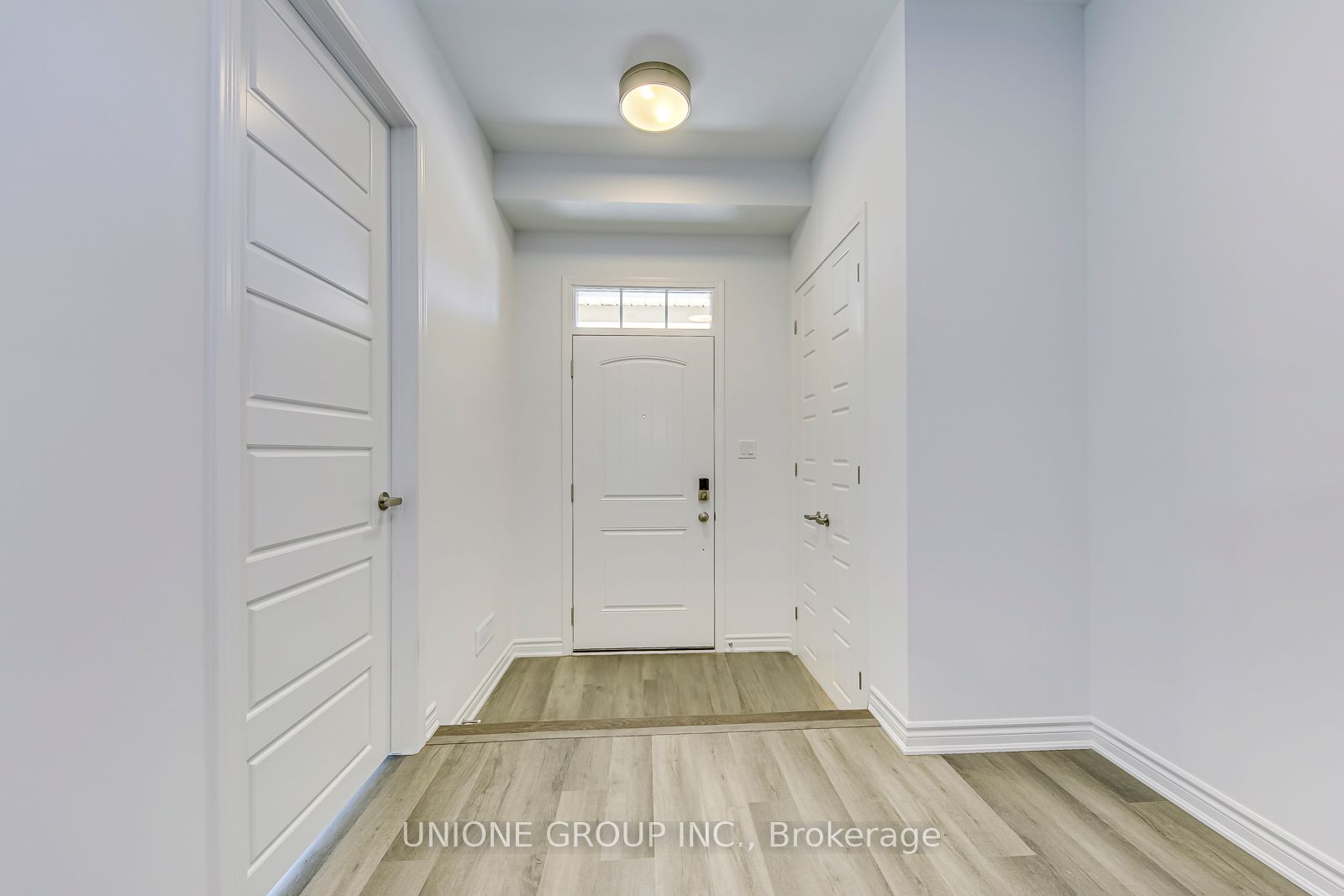 3056 Merrick Road Property Photo 3