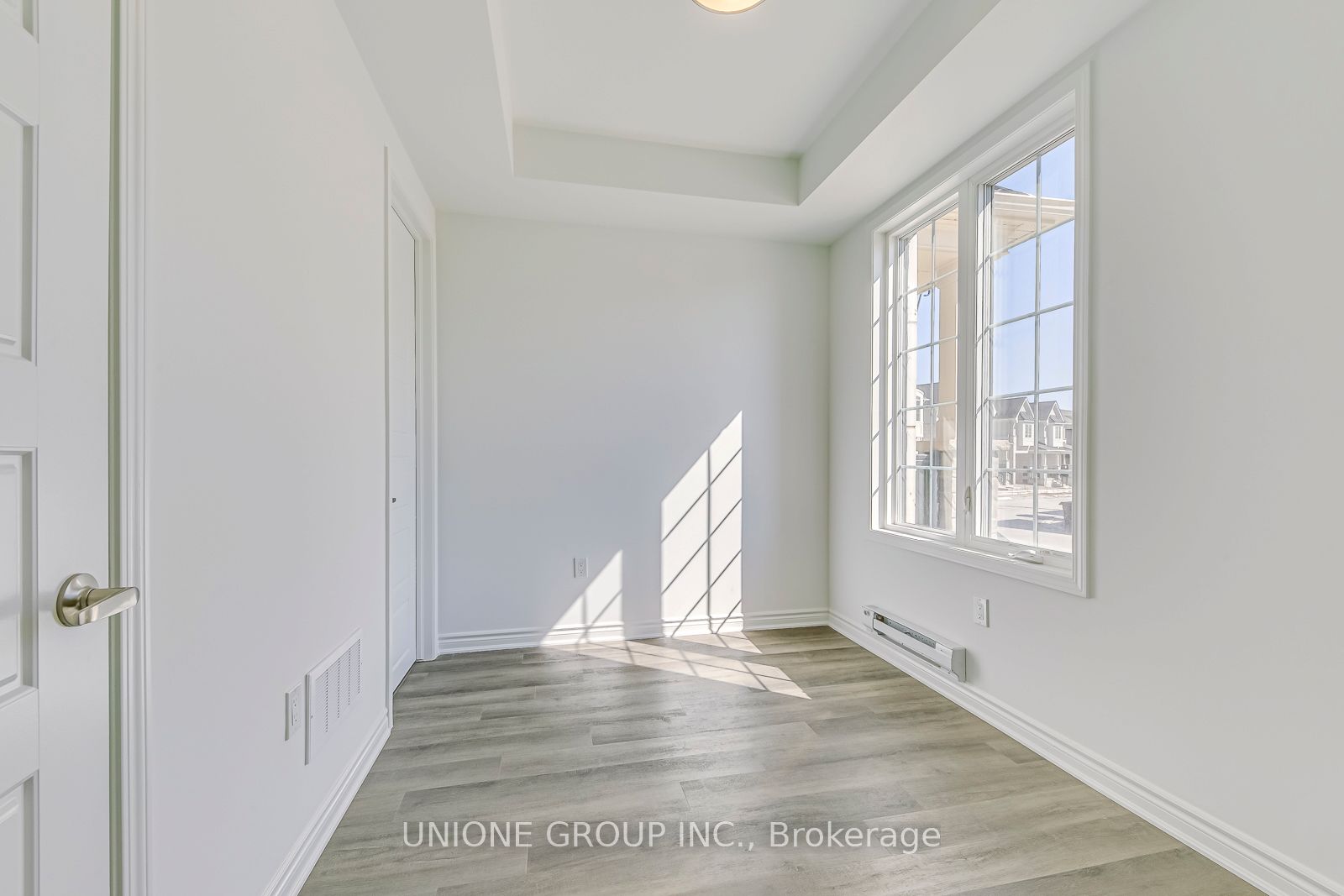 3056 Merrick Road Property Photo 5
