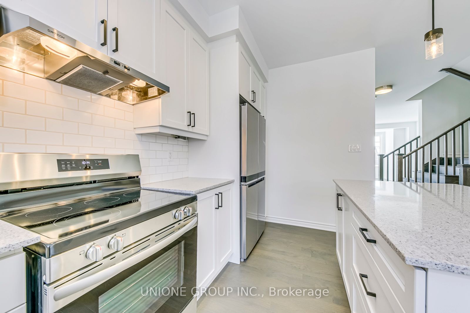 3056 Merrick Road Property Photo 14