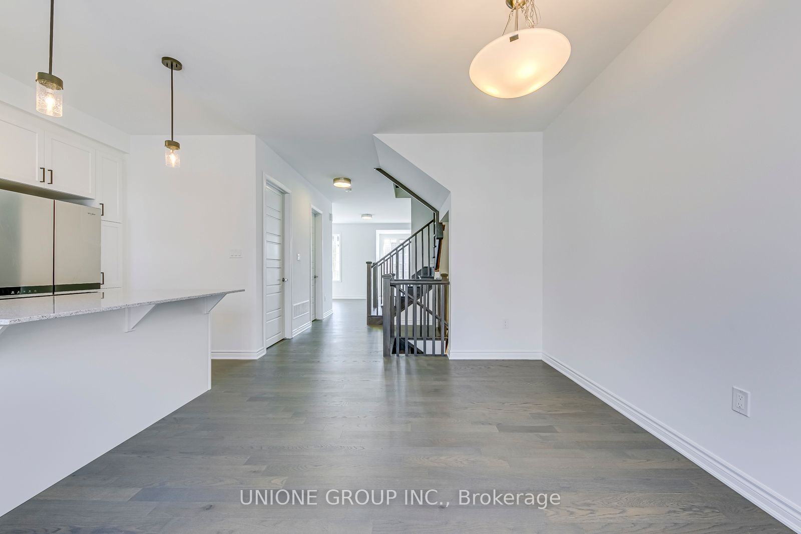 3056 Merrick Road Property Photo 18