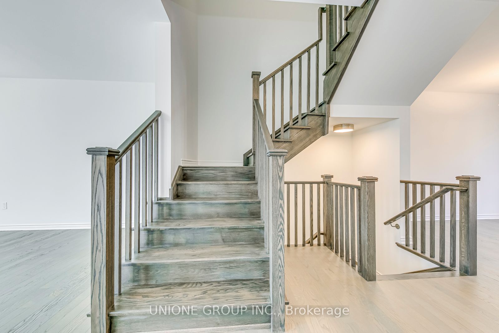 3056 Merrick Road Property Photo 27