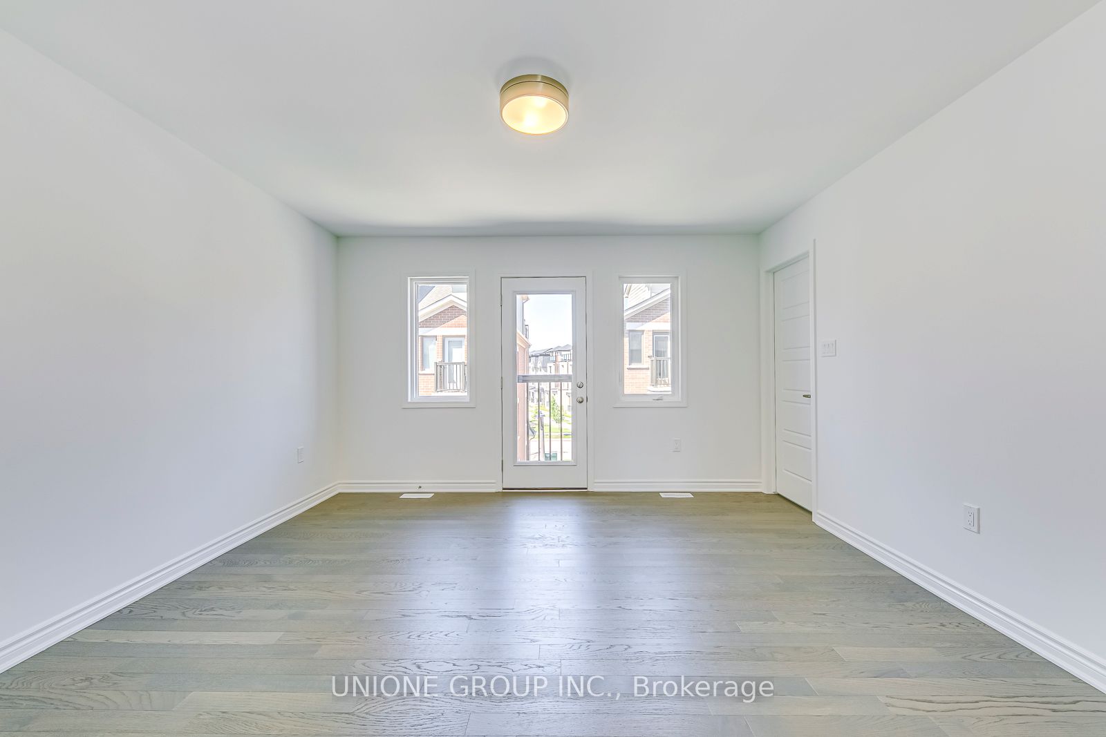 3056 Merrick Road Property Photo 29