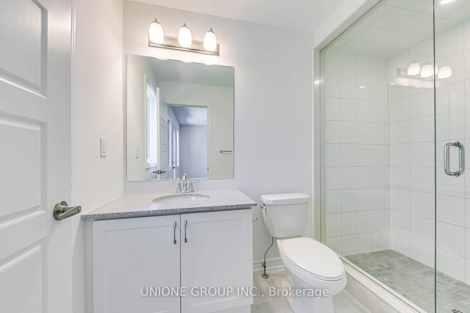 3056 Merrick Road Property Photo 31