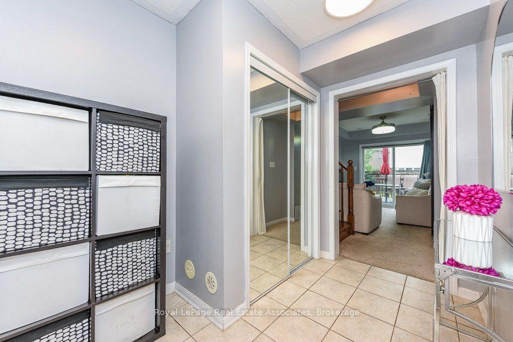 6 Ventura Avenue 2 Property Photo 8