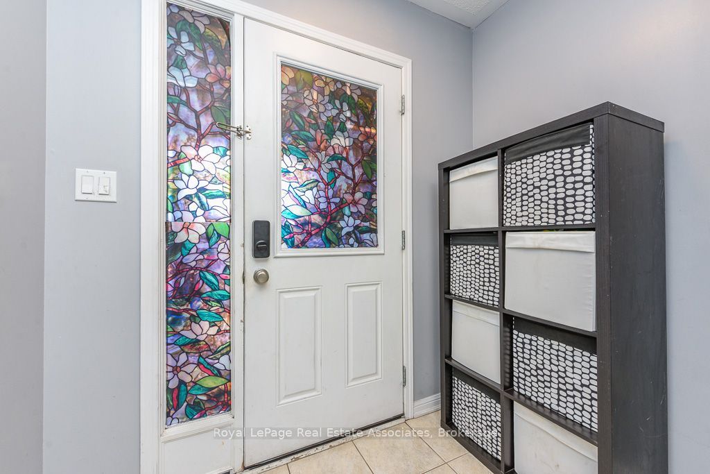 6 Ventura Avenue 2 Property Photo 10
