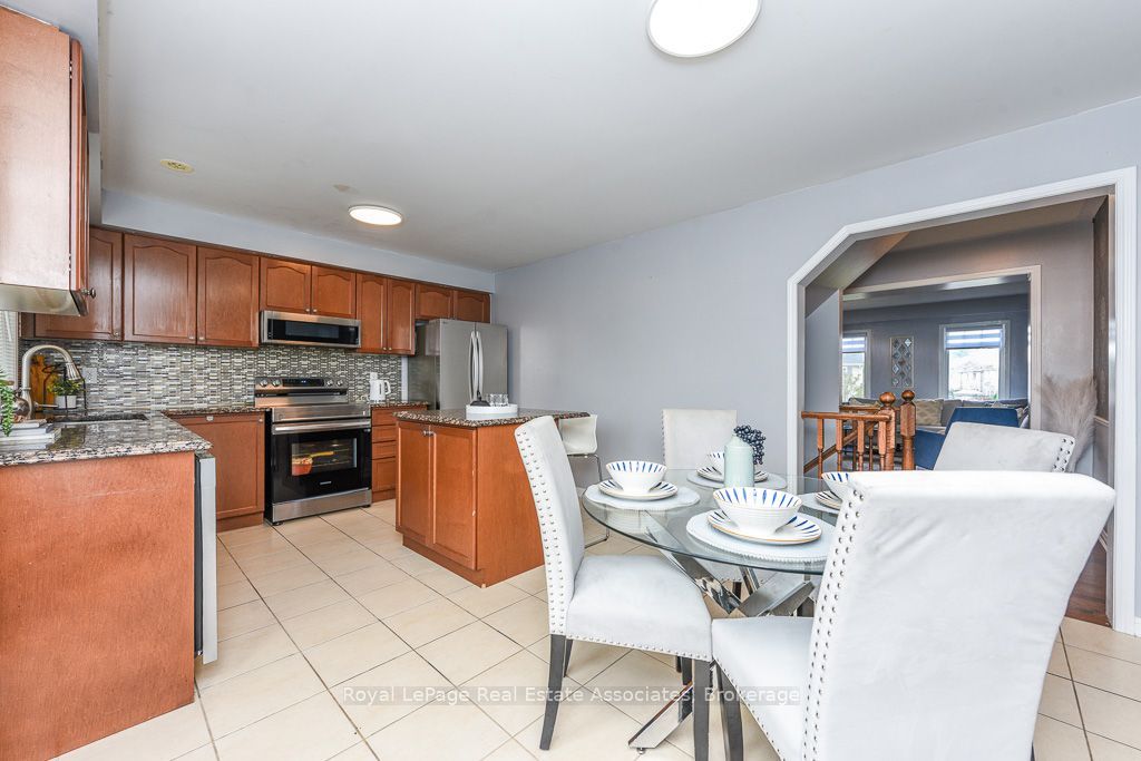 6 Ventura Avenue 2 Property Photo 15