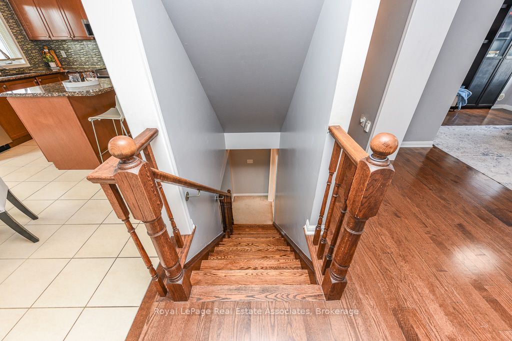 6 Ventura Avenue 2 Property Photo 25