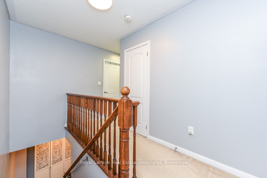 6 Ventura Avenue 2 Property Photo 35