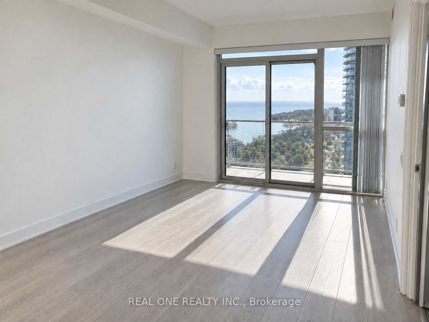 2200 Lakeshore Boulevard W 3203 Property Photo 1