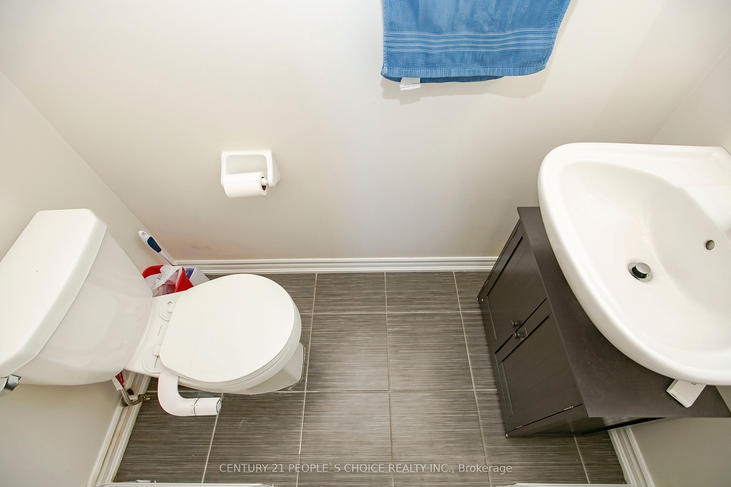 70 Halliford Place 408 Property Photo 21