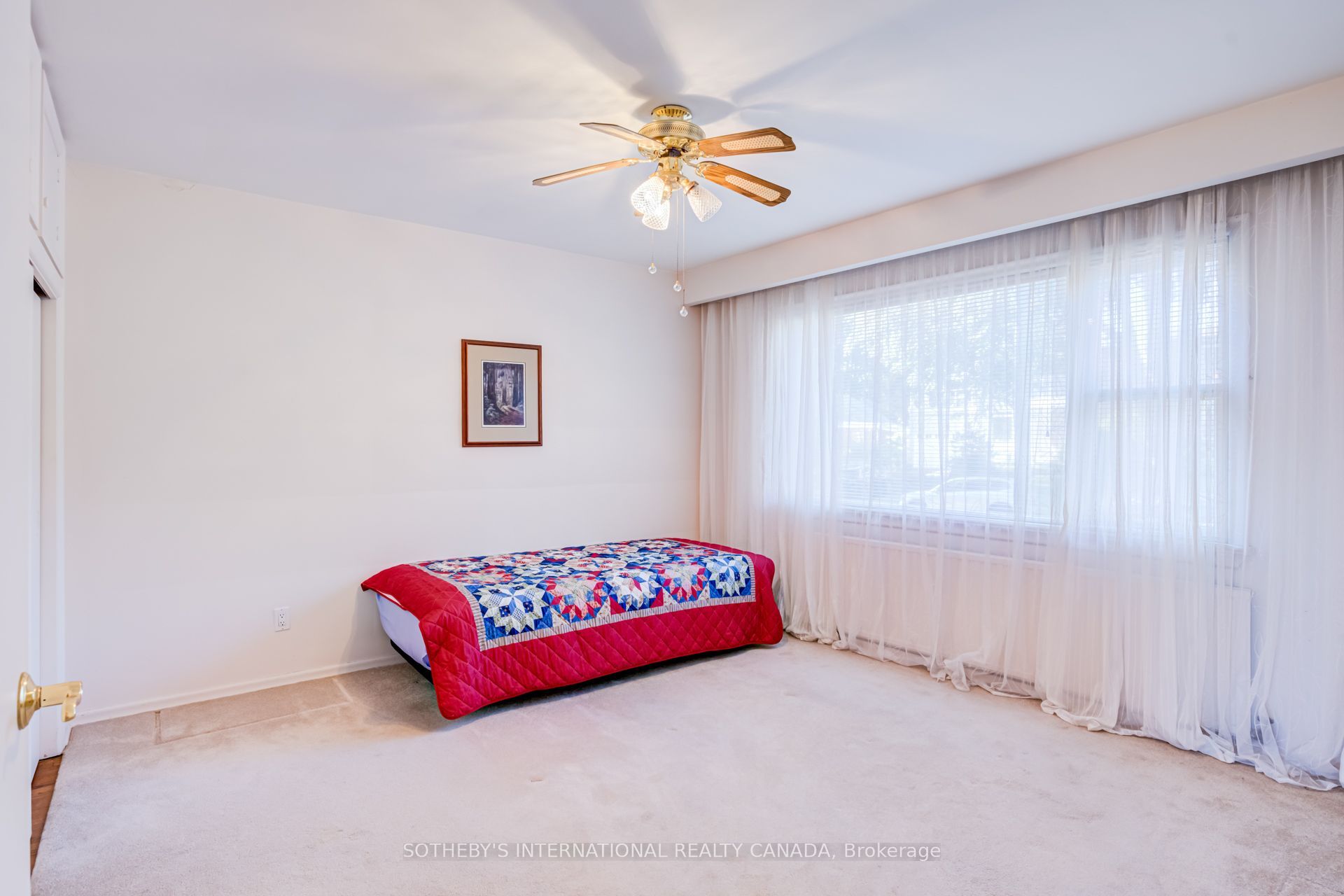 407 Lake Promenade Property Photo 31
