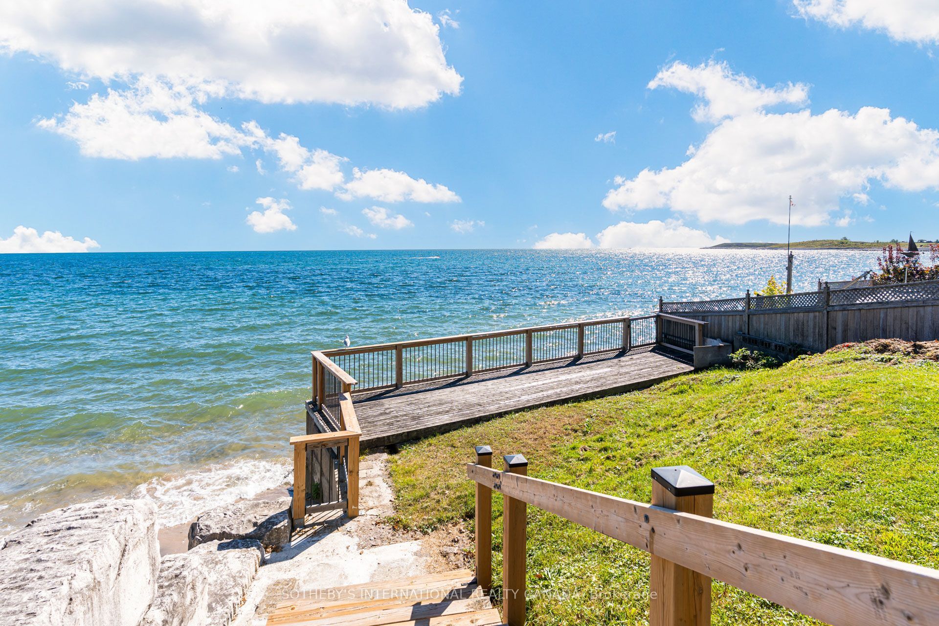407 Lake Promenade Property Photo 43