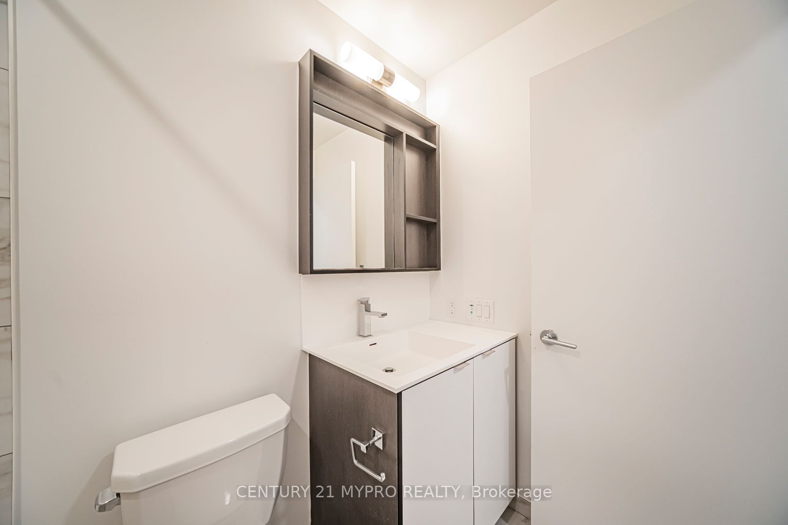 4065 Confederation Parkway 2801 Property Photo 17