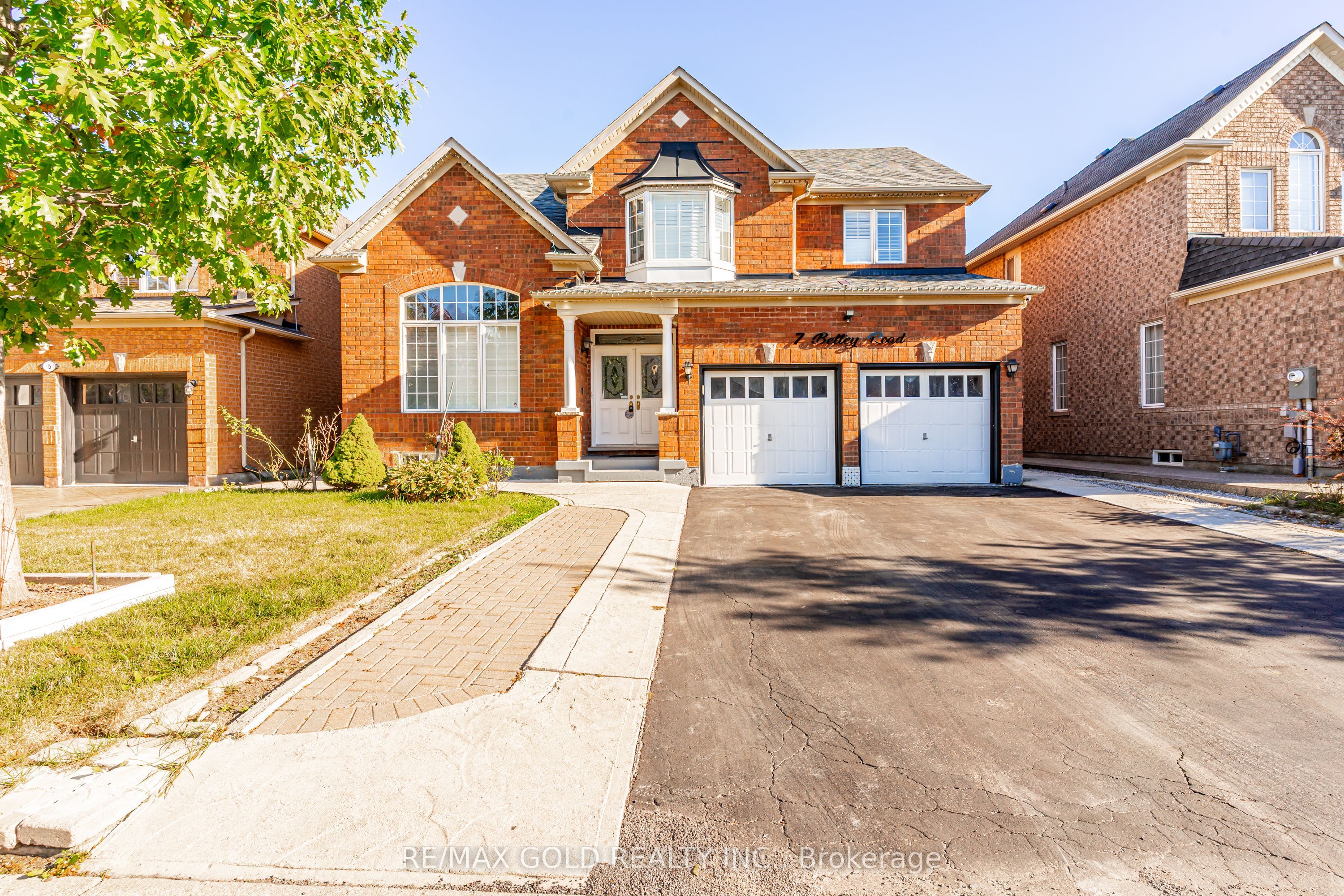 7 Bettey Road Property Photo 1