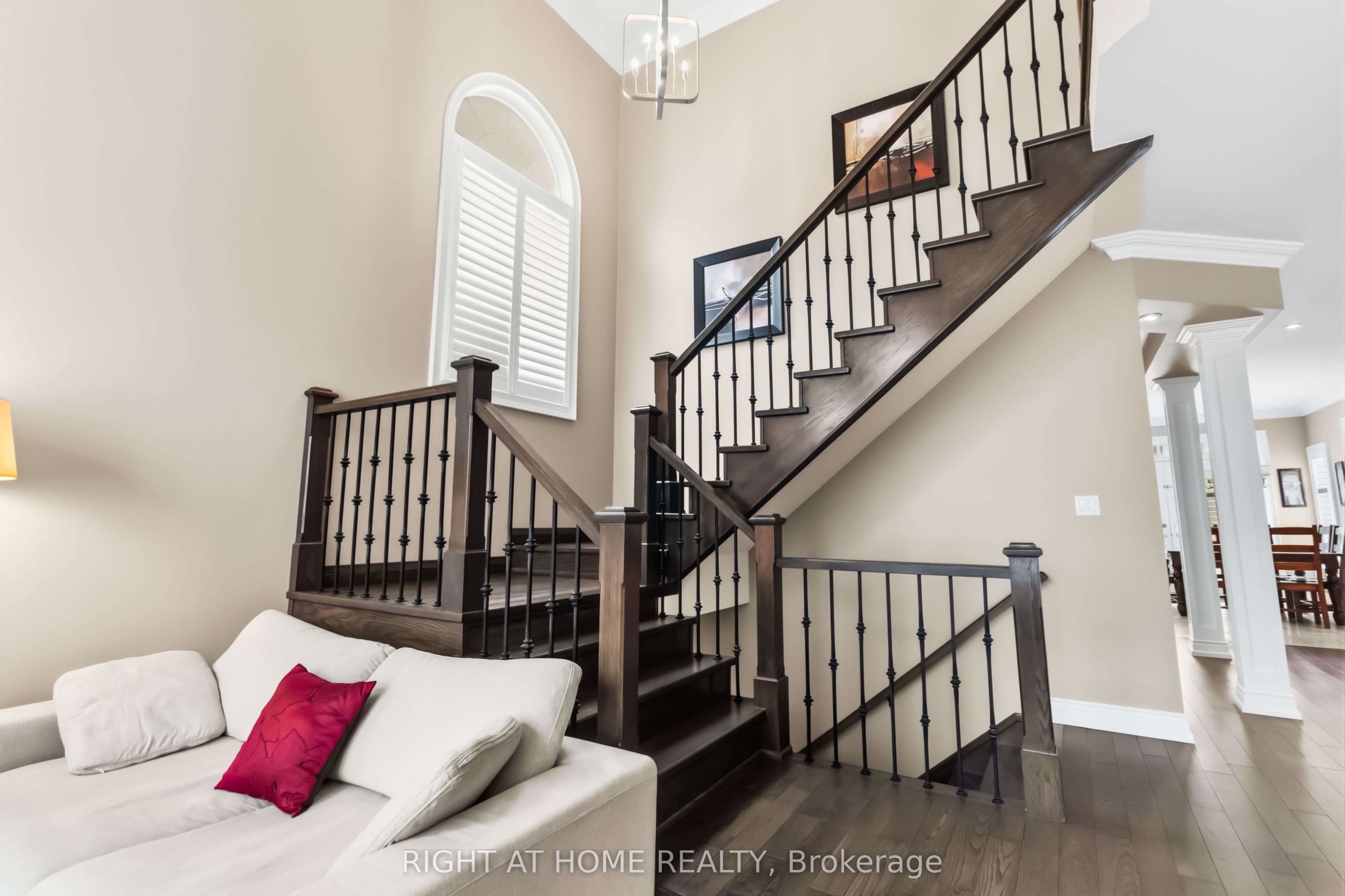 1213 Lindenrock Drive Property Photo 9