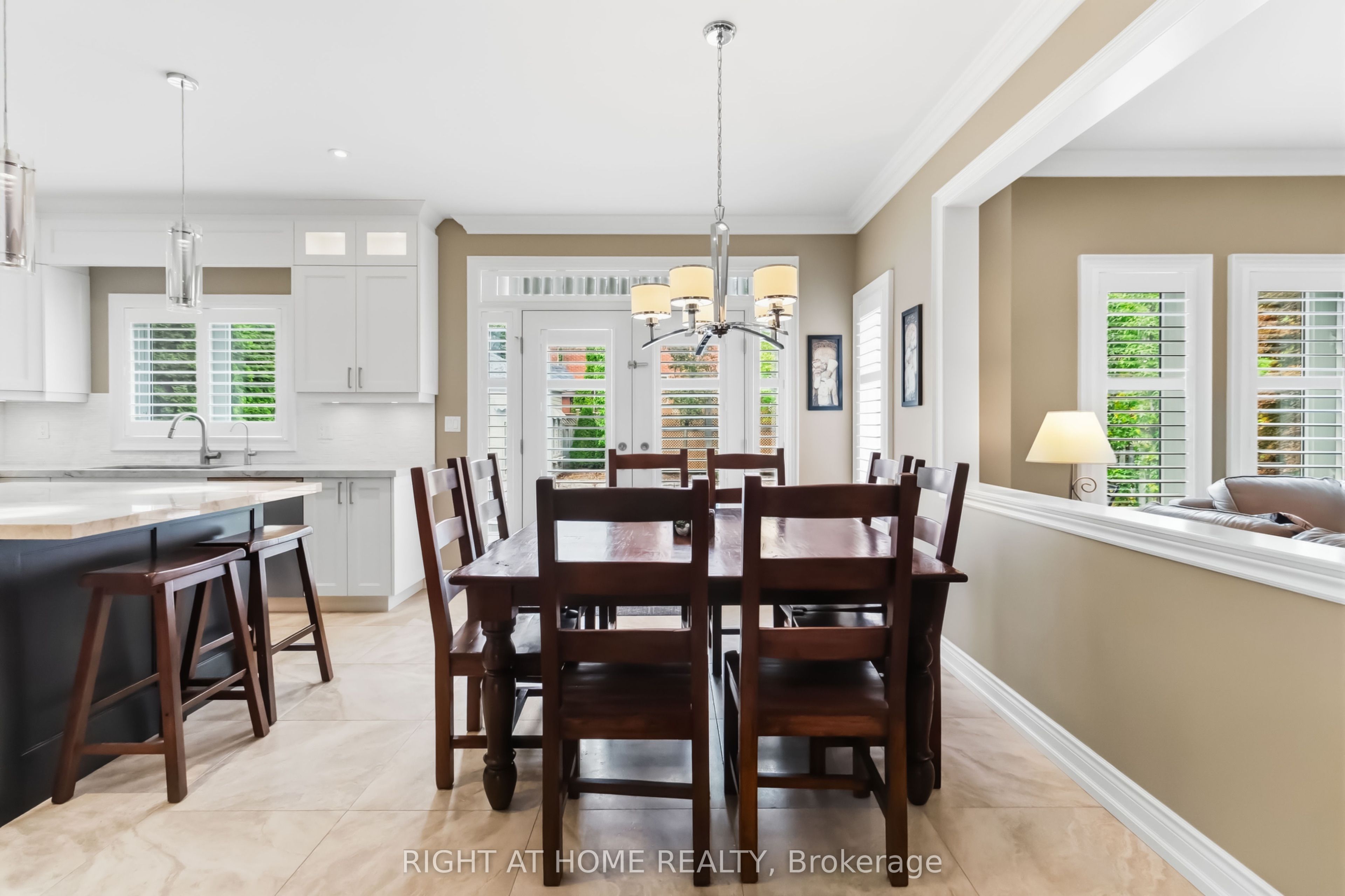 1213 Lindenrock Drive Property Photo 10