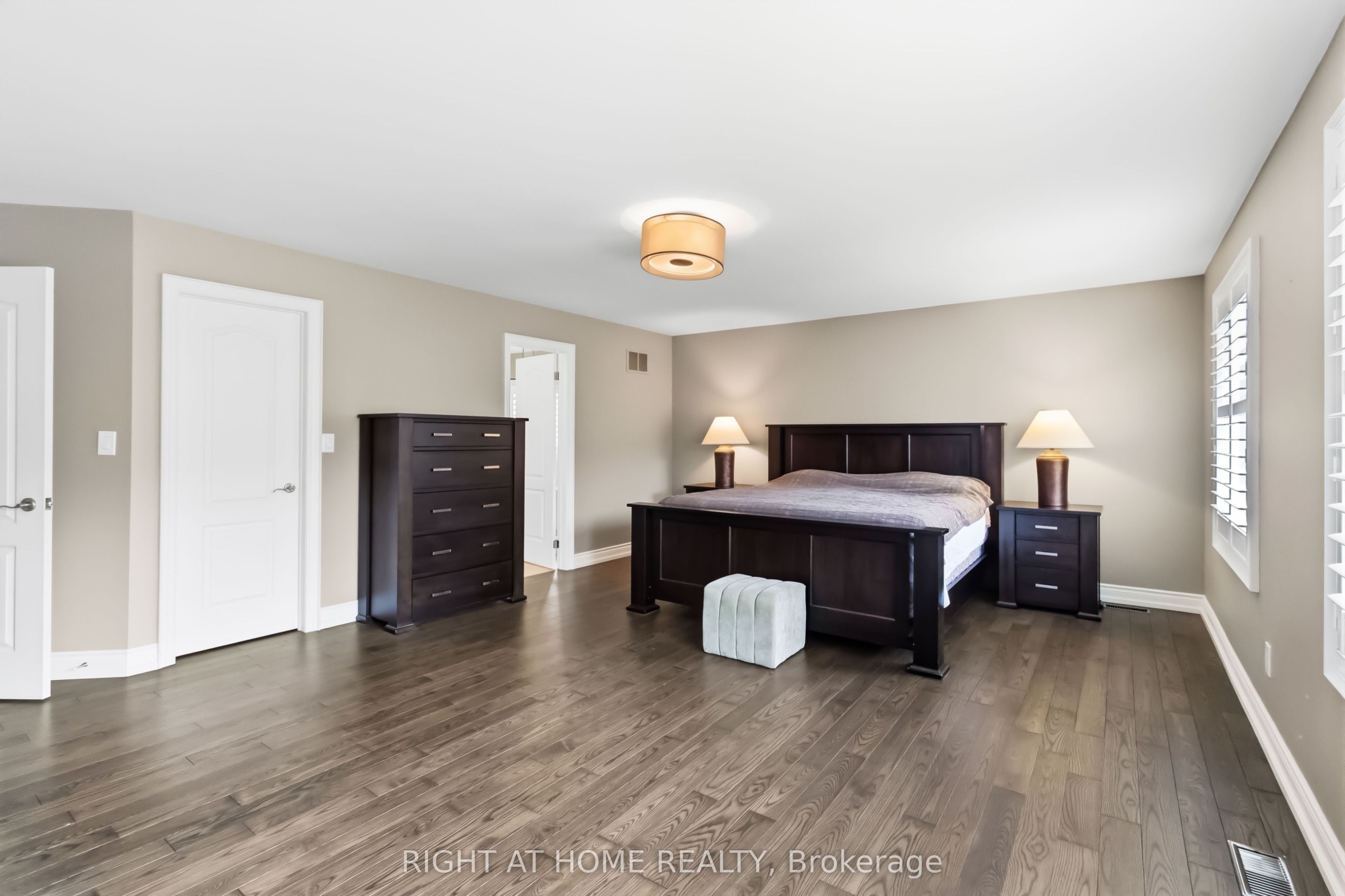 1213 Lindenrock Drive Property Photo 32