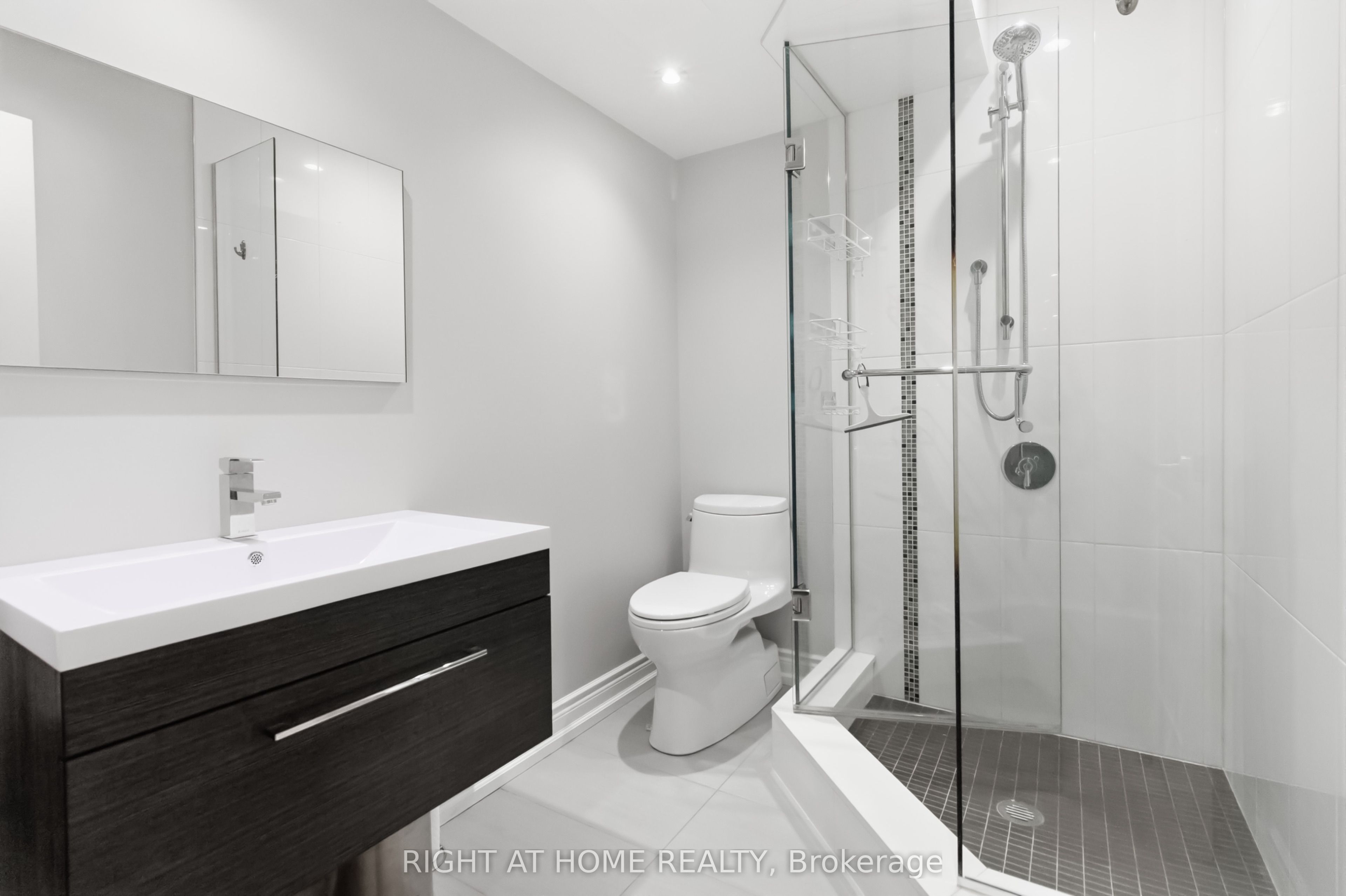 1213 Lindenrock Drive Property Photo 42