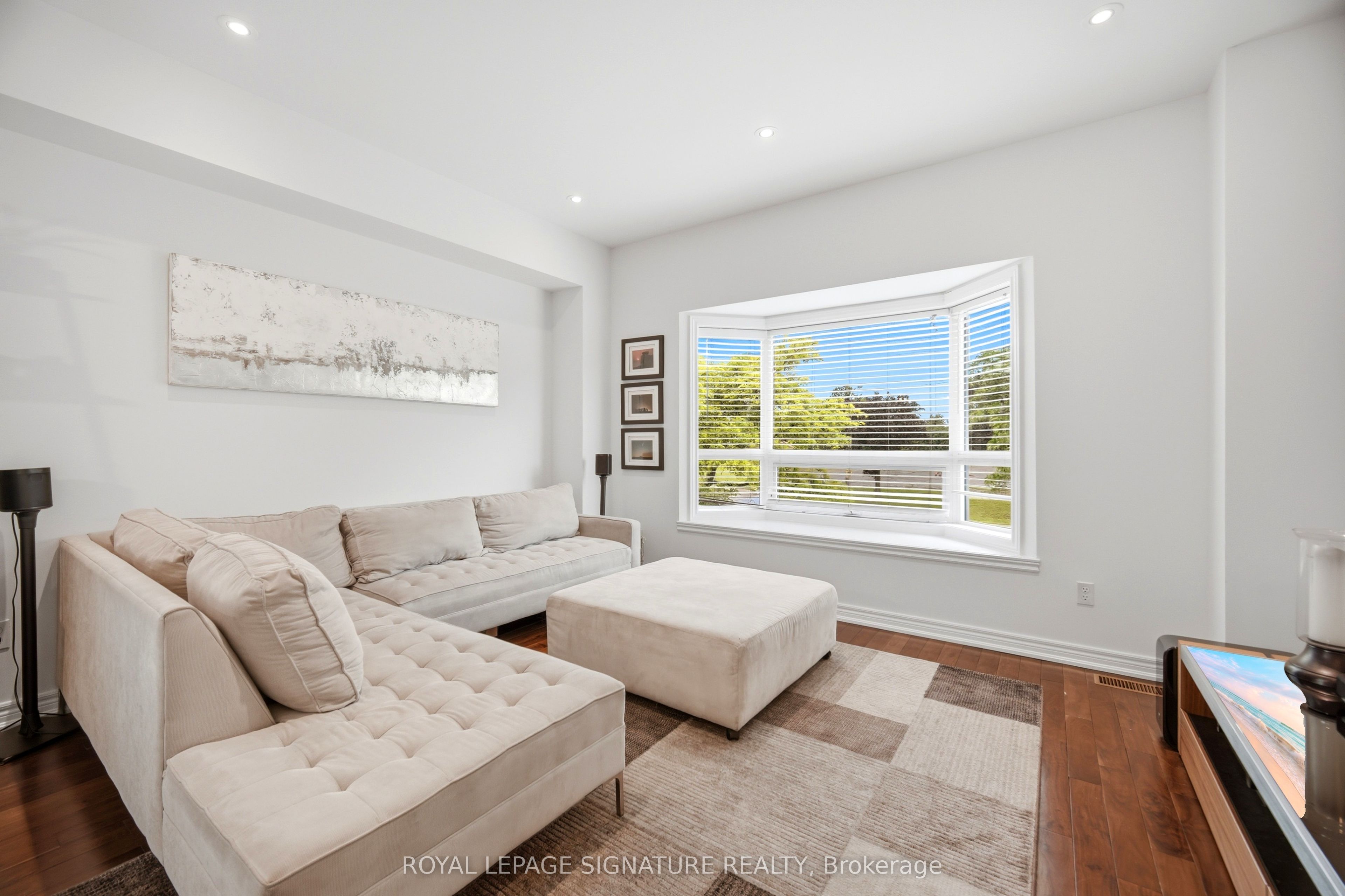 5035 Bidwell Common Property Photo 3