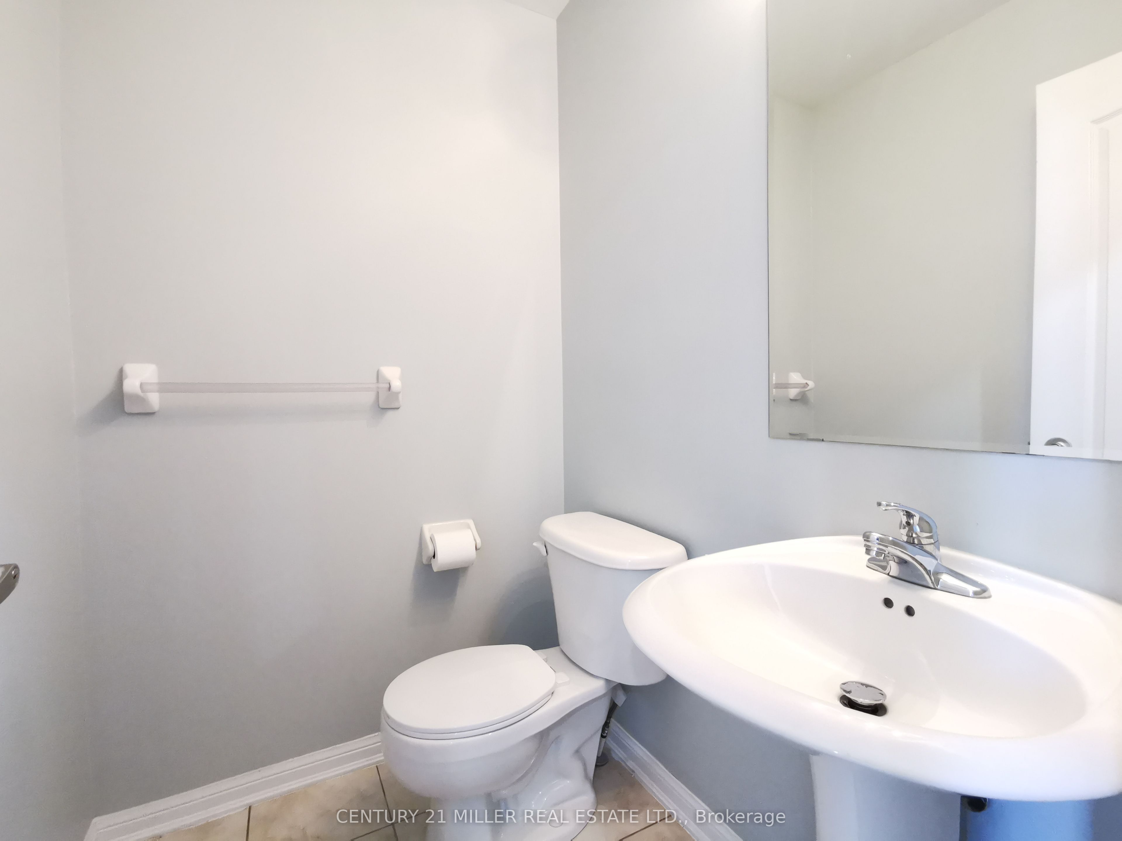 670 Holly Avenue Property Photo 4