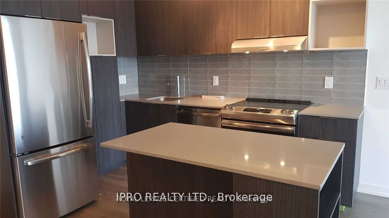 2520 Eglinton Avenue W 1008 Property Photo 4