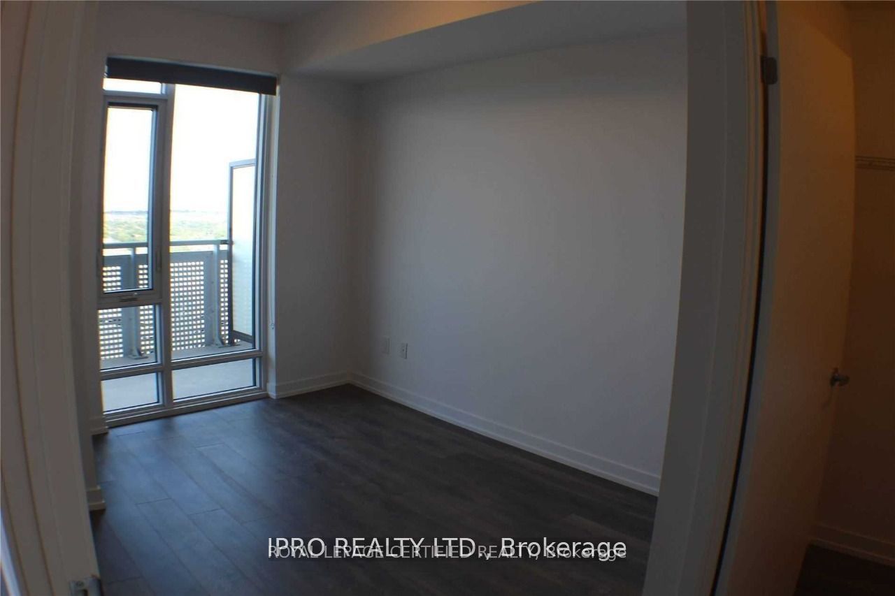 2520 Eglinton Avenue W 1008 Property Photo 5