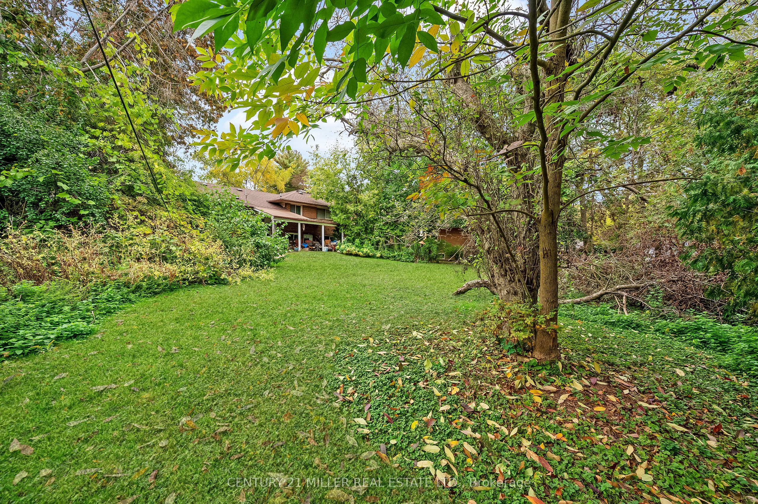 1342 Sedgewick Crescent Property Photo 7