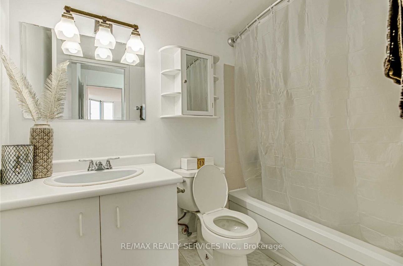 25 Trailwood Drive 502 Property Photo 23