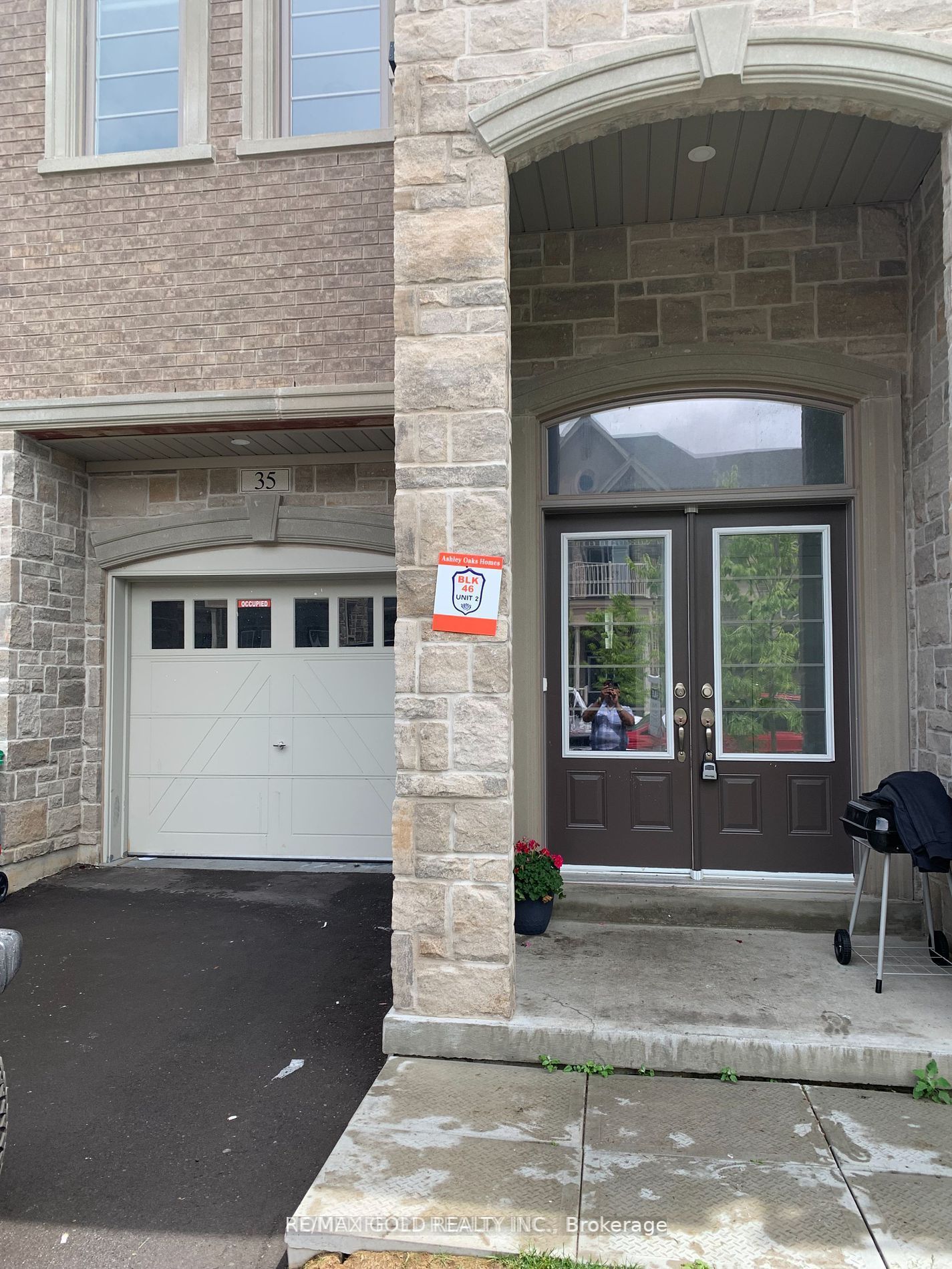35 Dalbeattie Drive Property Photo 1