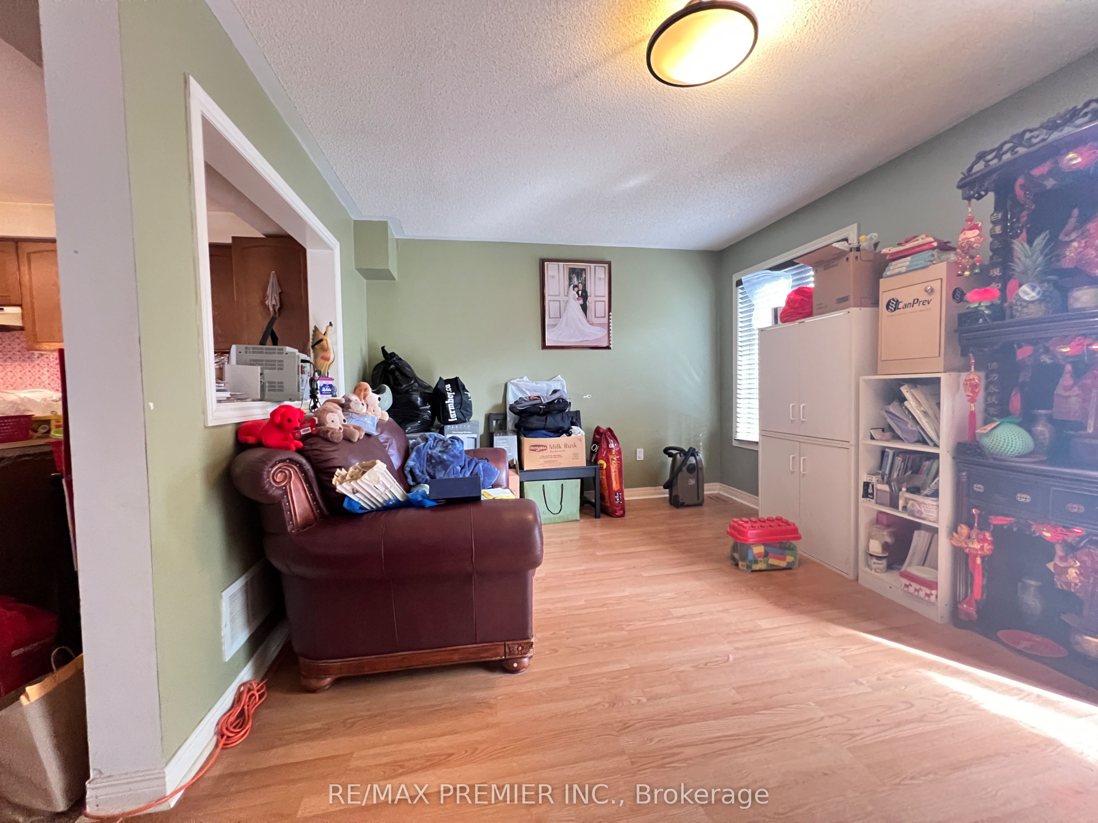 371 Krotone Crescent Property Photo 3