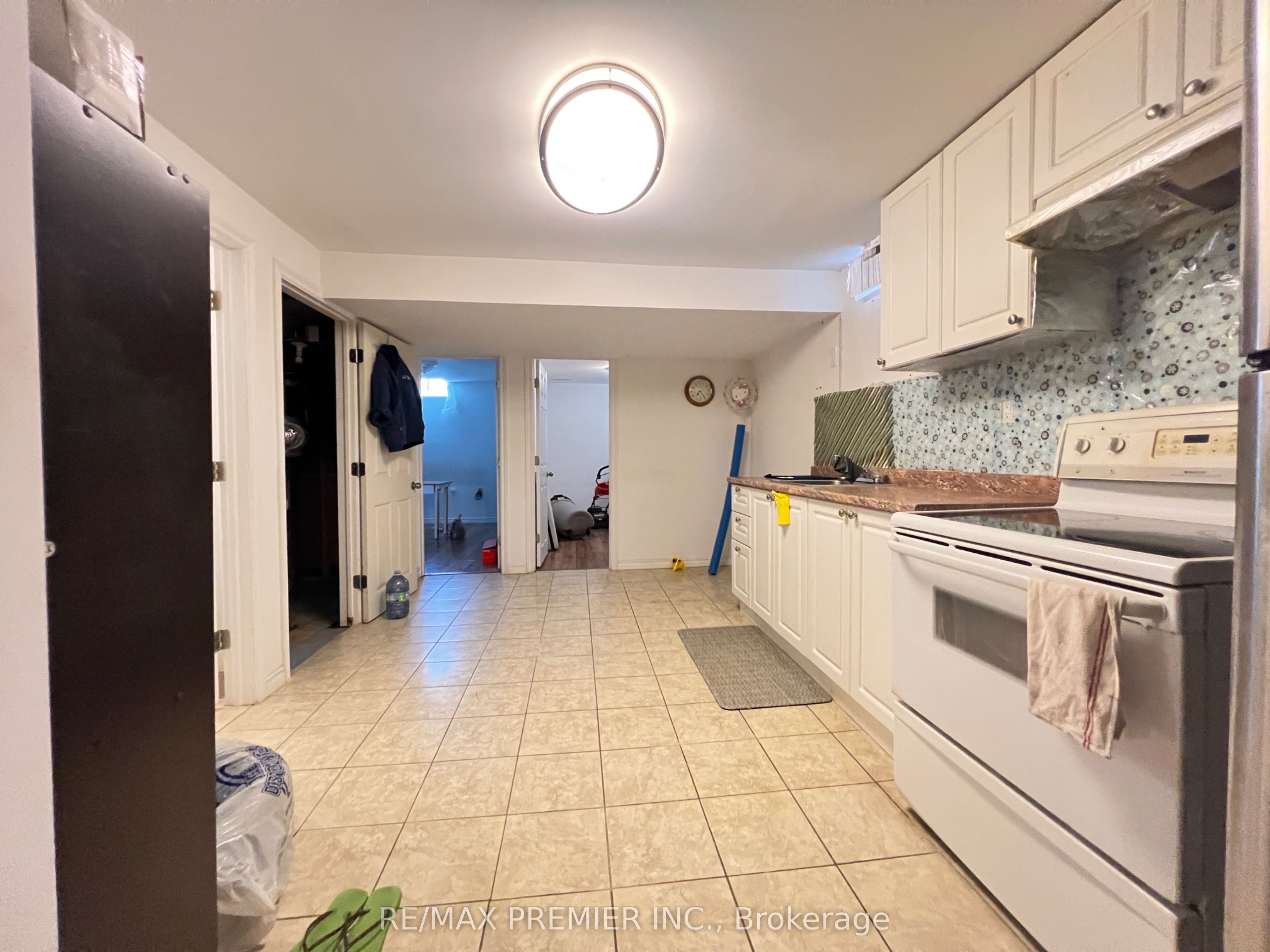 371 Krotone Crescent Property Photo 6
