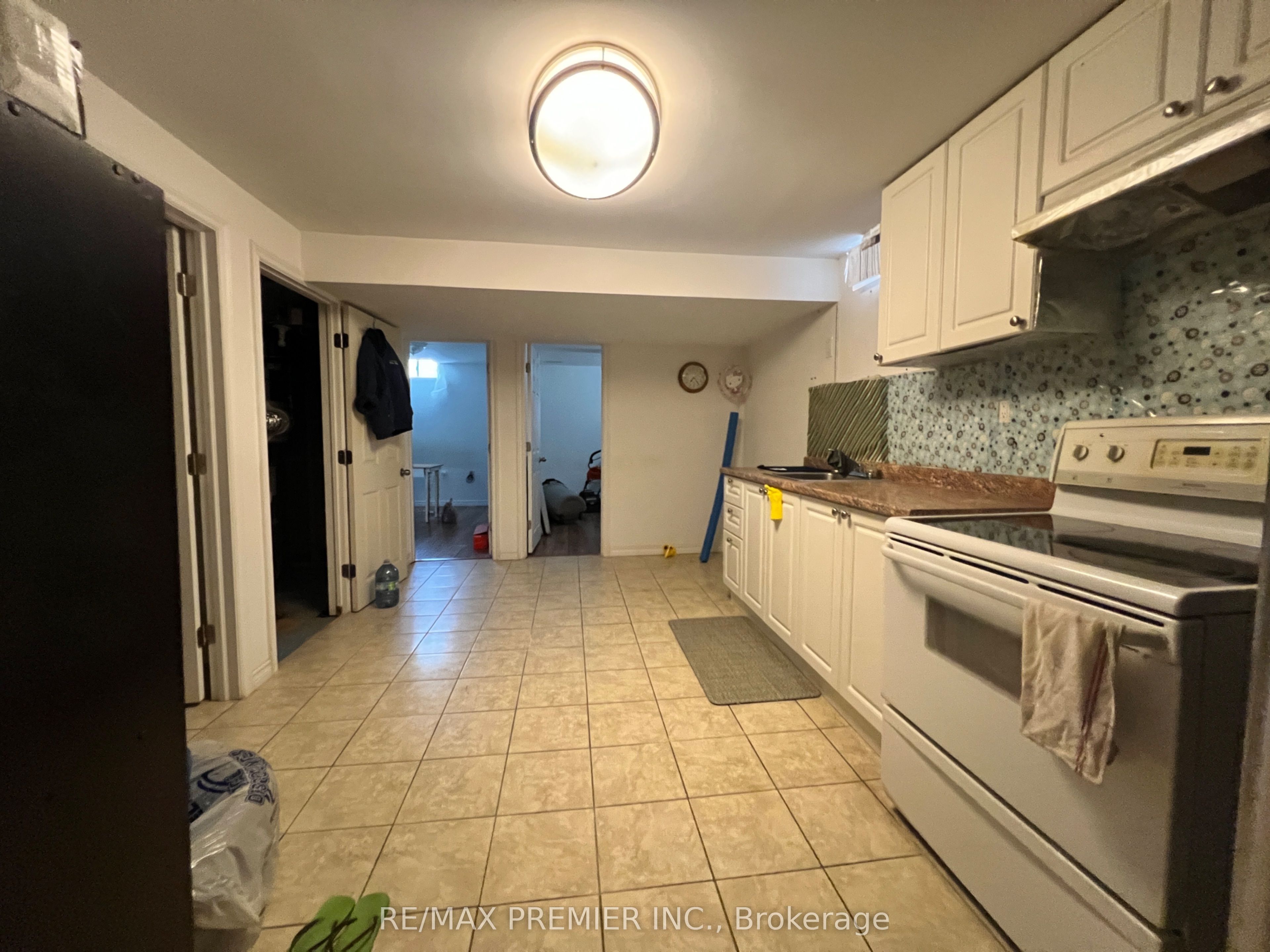 371 Krotone Crescent Property Photo 10
