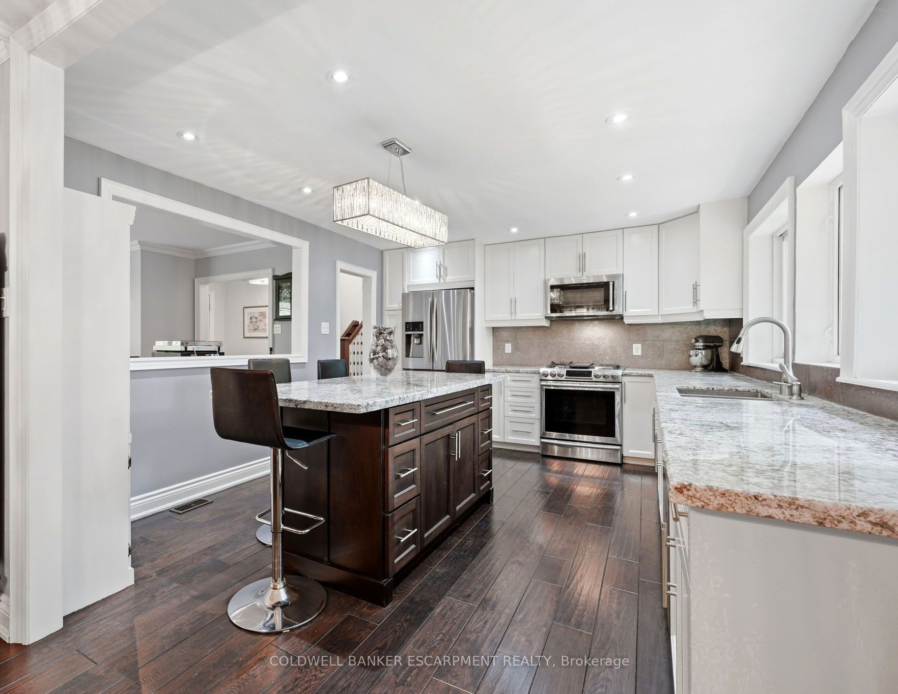 20 Princess Anne Drive Property Photo 6