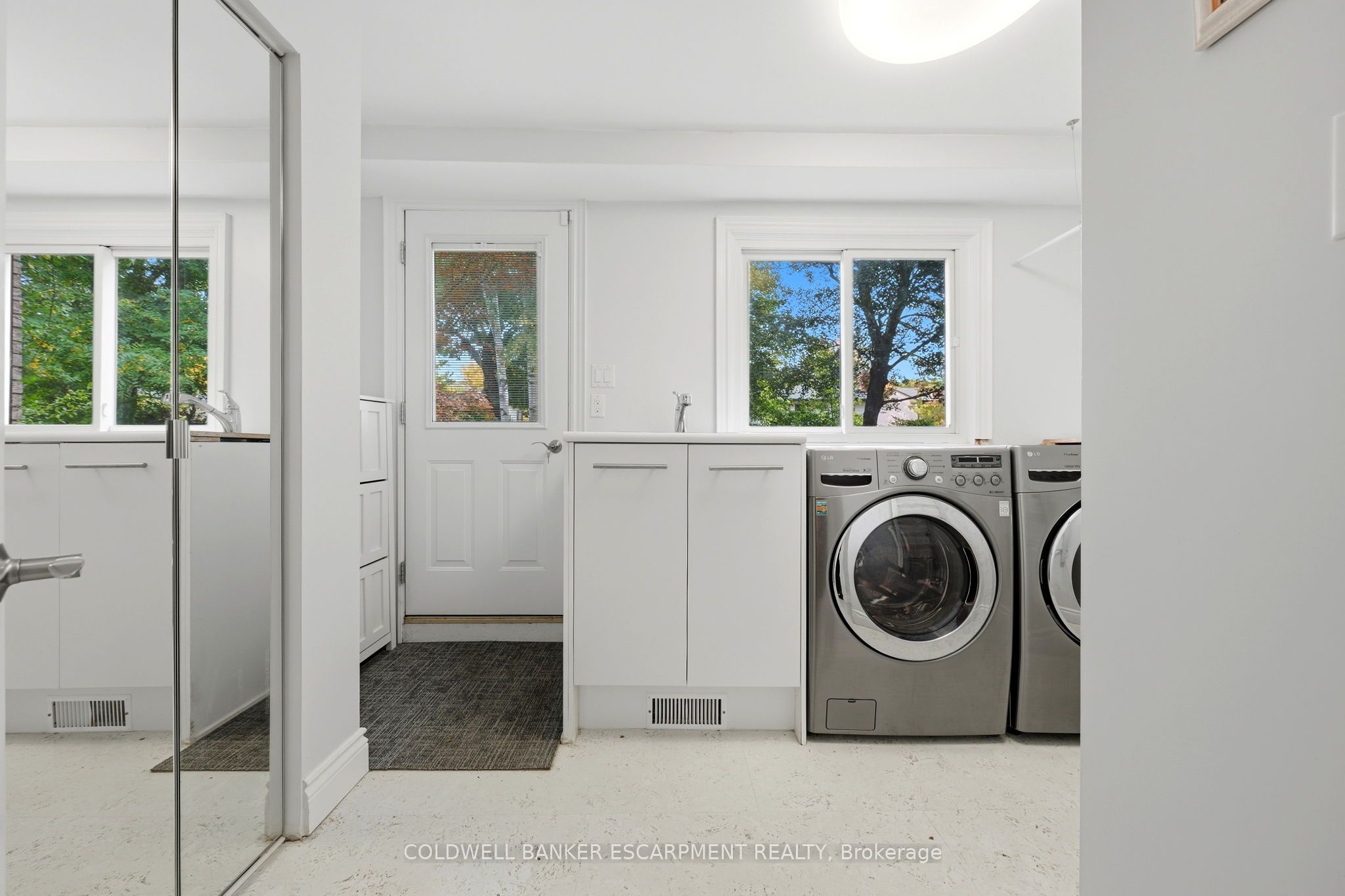20 Princess Anne Drive Property Photo 28
